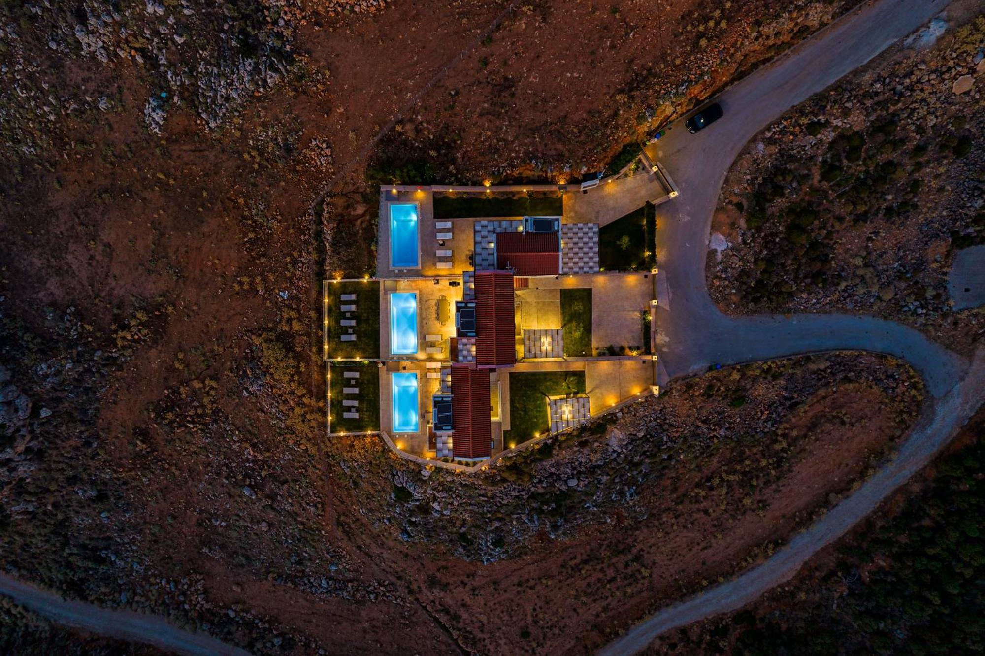 Mari Chania, With Private Ecologic Pool And Amazing View! Chania (Crete)