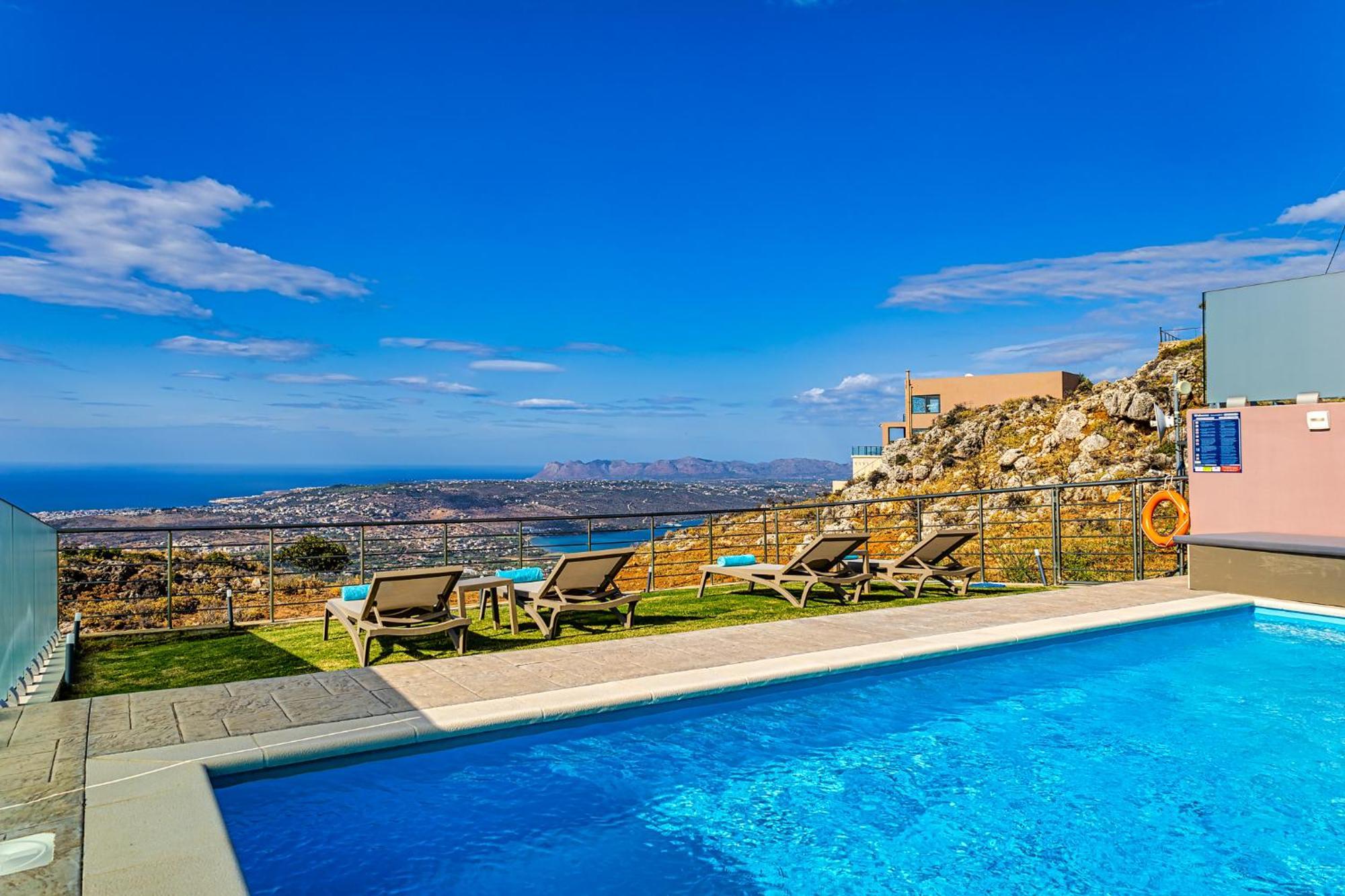 Mari Chania, With Private Ecologic Pool And Amazing View!