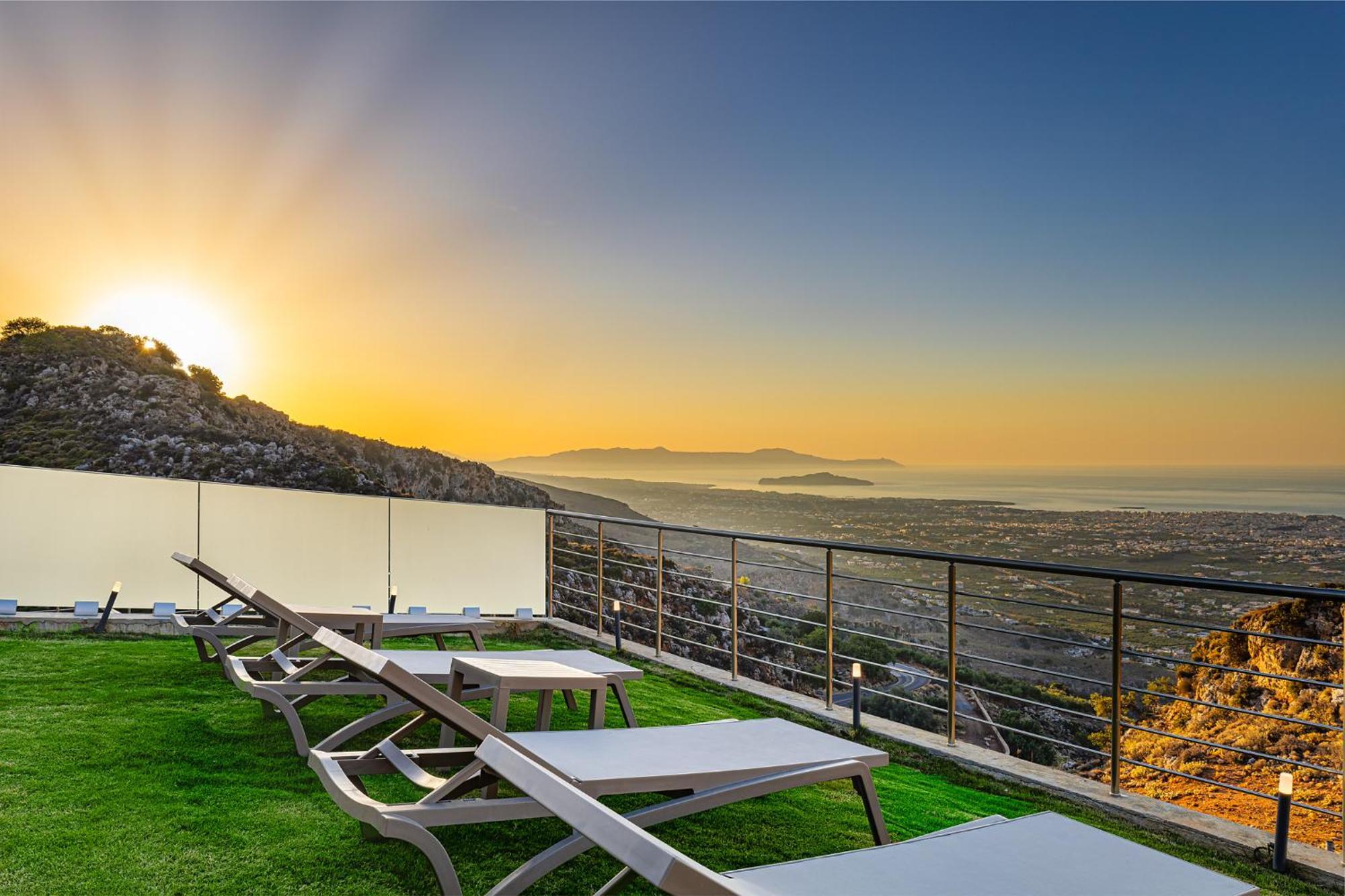 Mari Chania, With Private Ecologic Pool And Amazing View! *