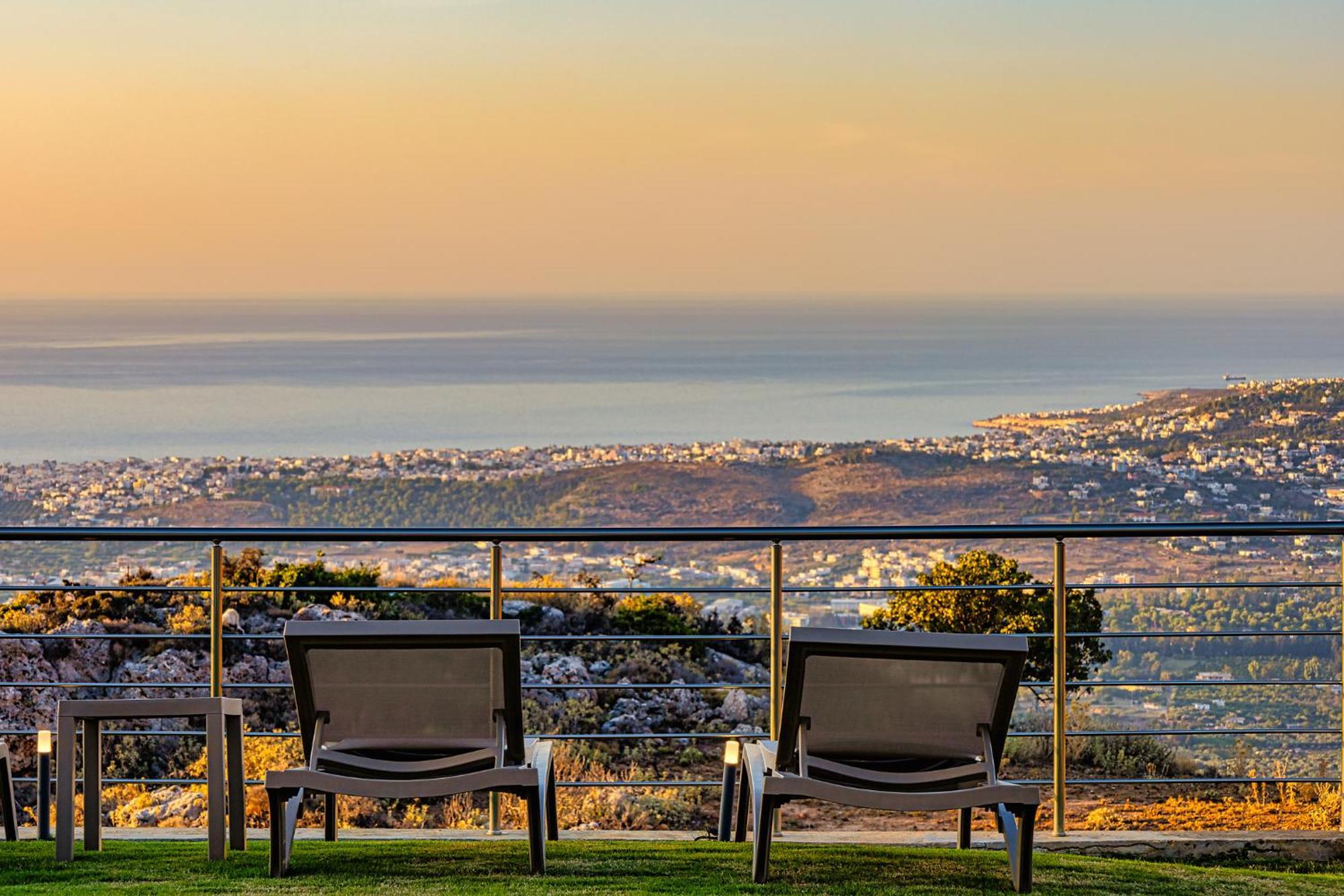 Mari Chania, With Private Ecologic Pool And Amazing View! Villa *