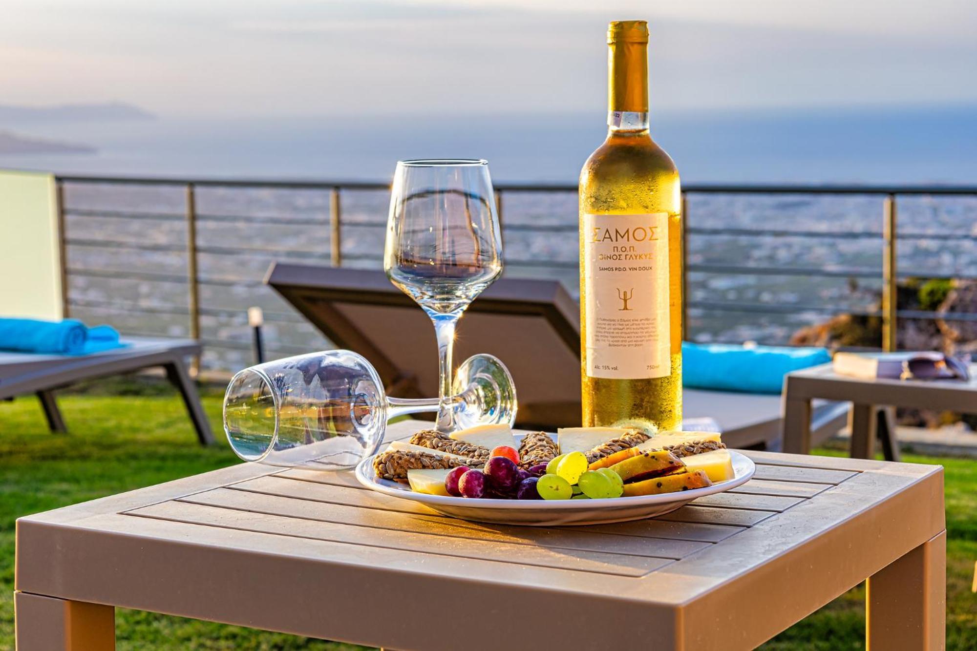 Villa Mari Chania, With Private Ecologic Pool And Amazing View! *