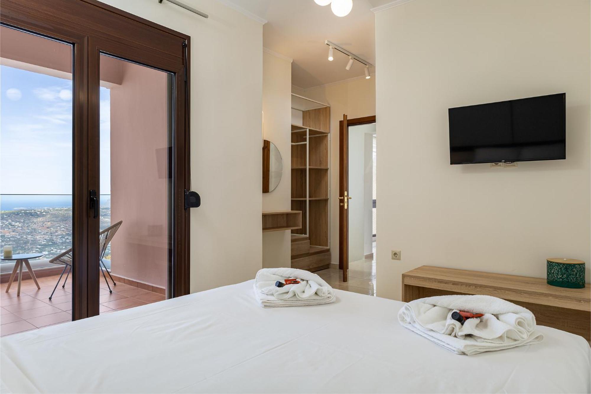 Mari Chania, With Private Ecologic Pool And Amazing View! *