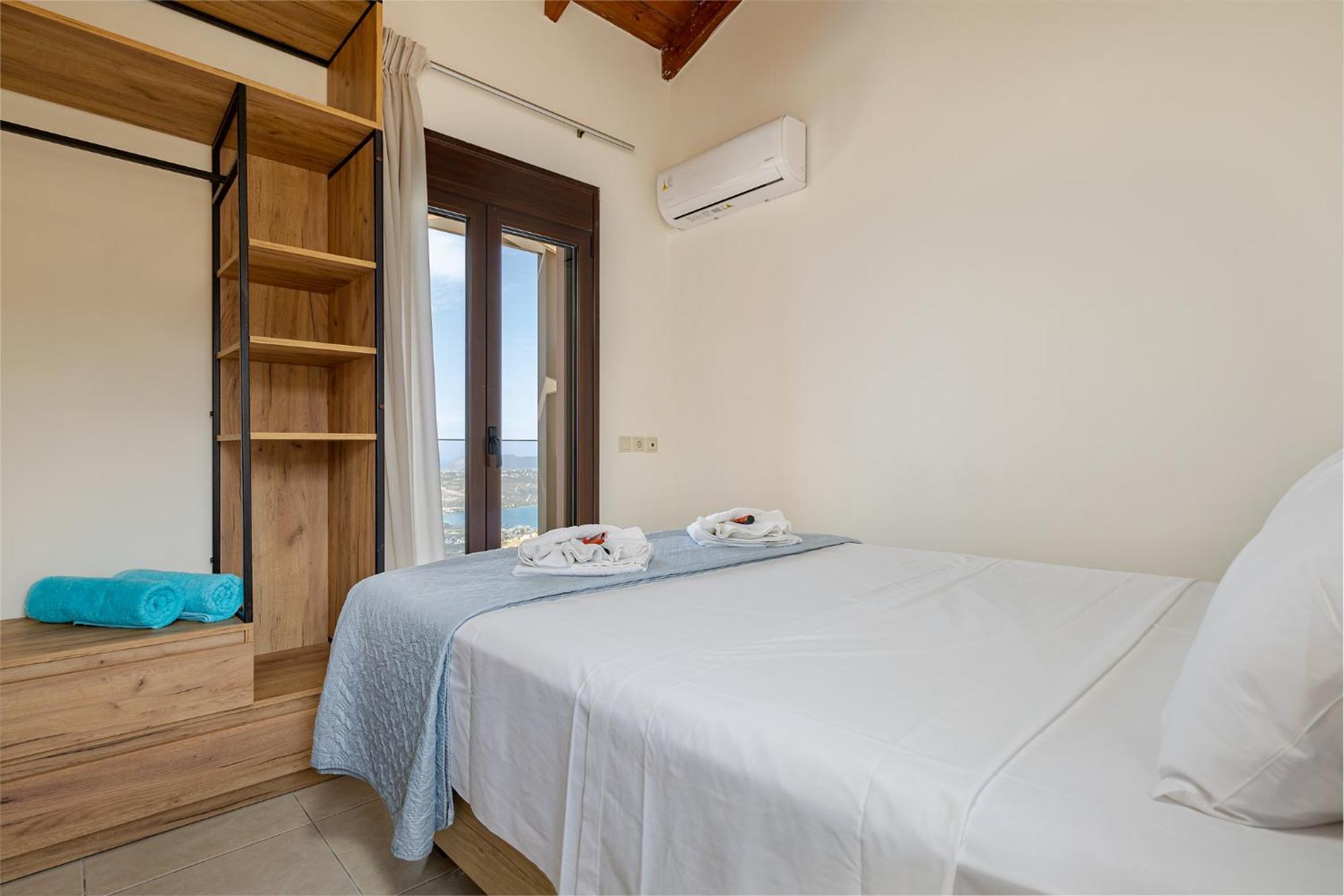 Mari Chania, With Private Ecologic Pool And Amazing View!