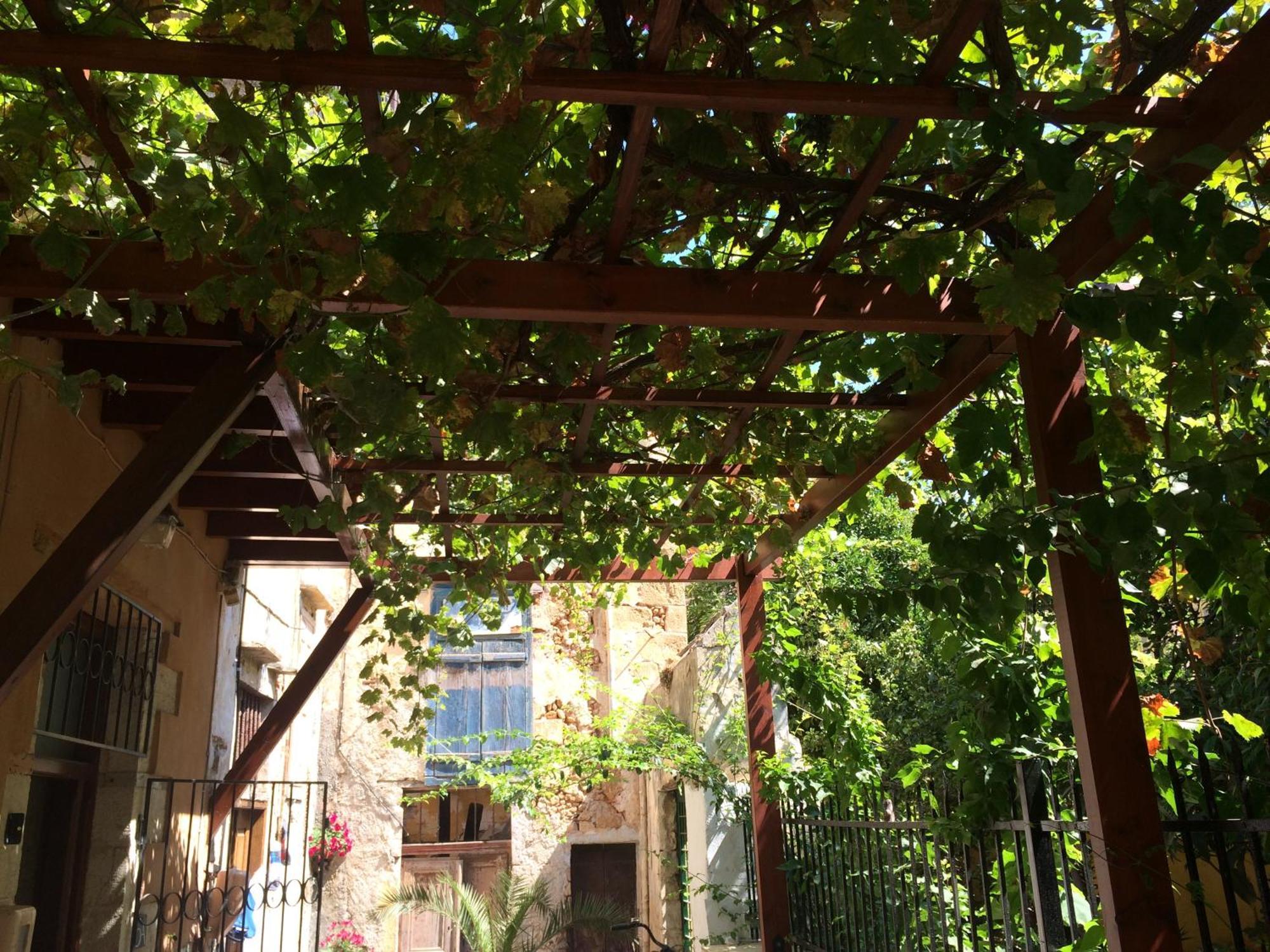 Lindas Convent Garden 4 * Chania (Crete)