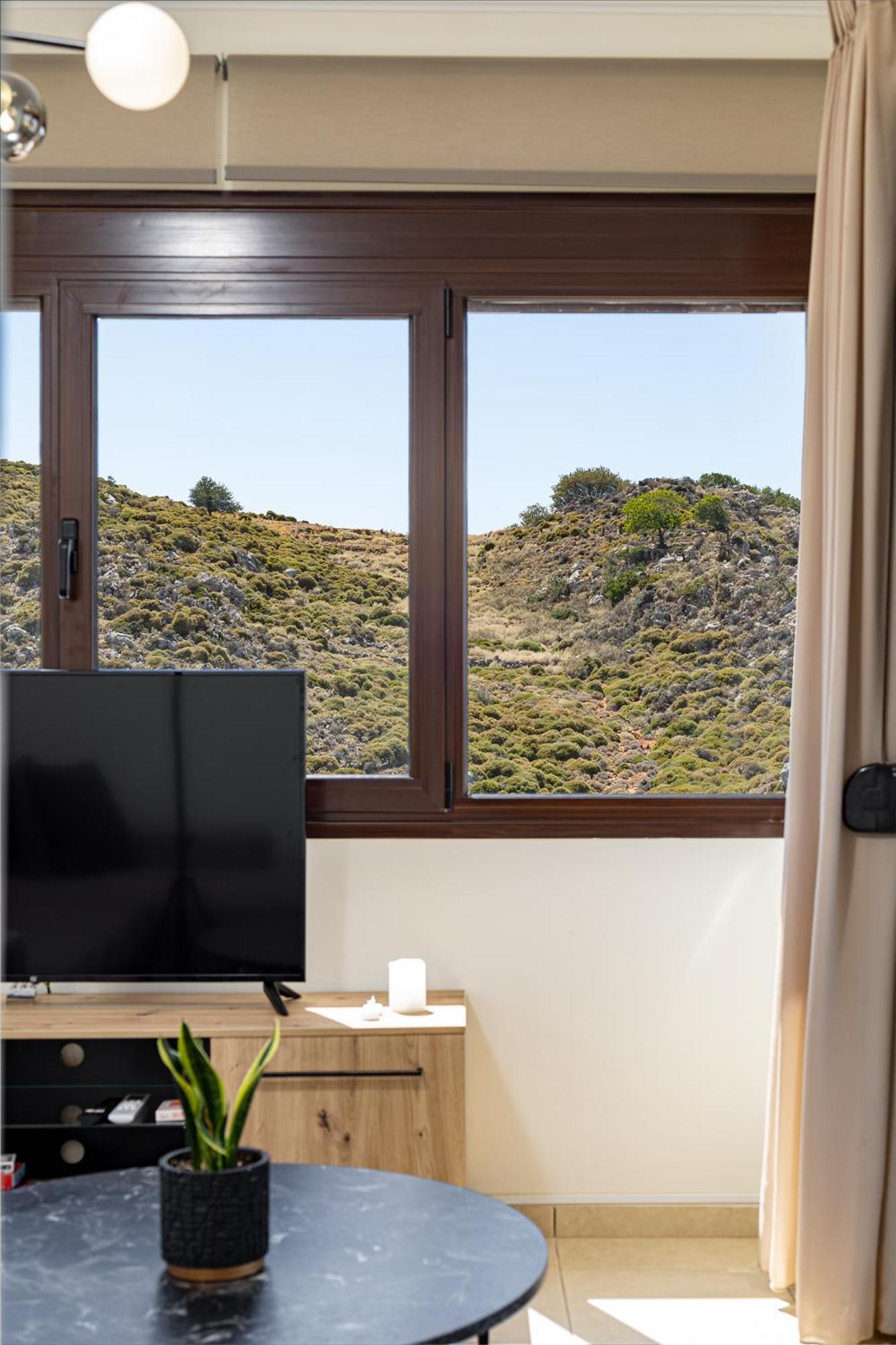 Lia Chania With Private Ecologic Pool And Amazing View! Villa