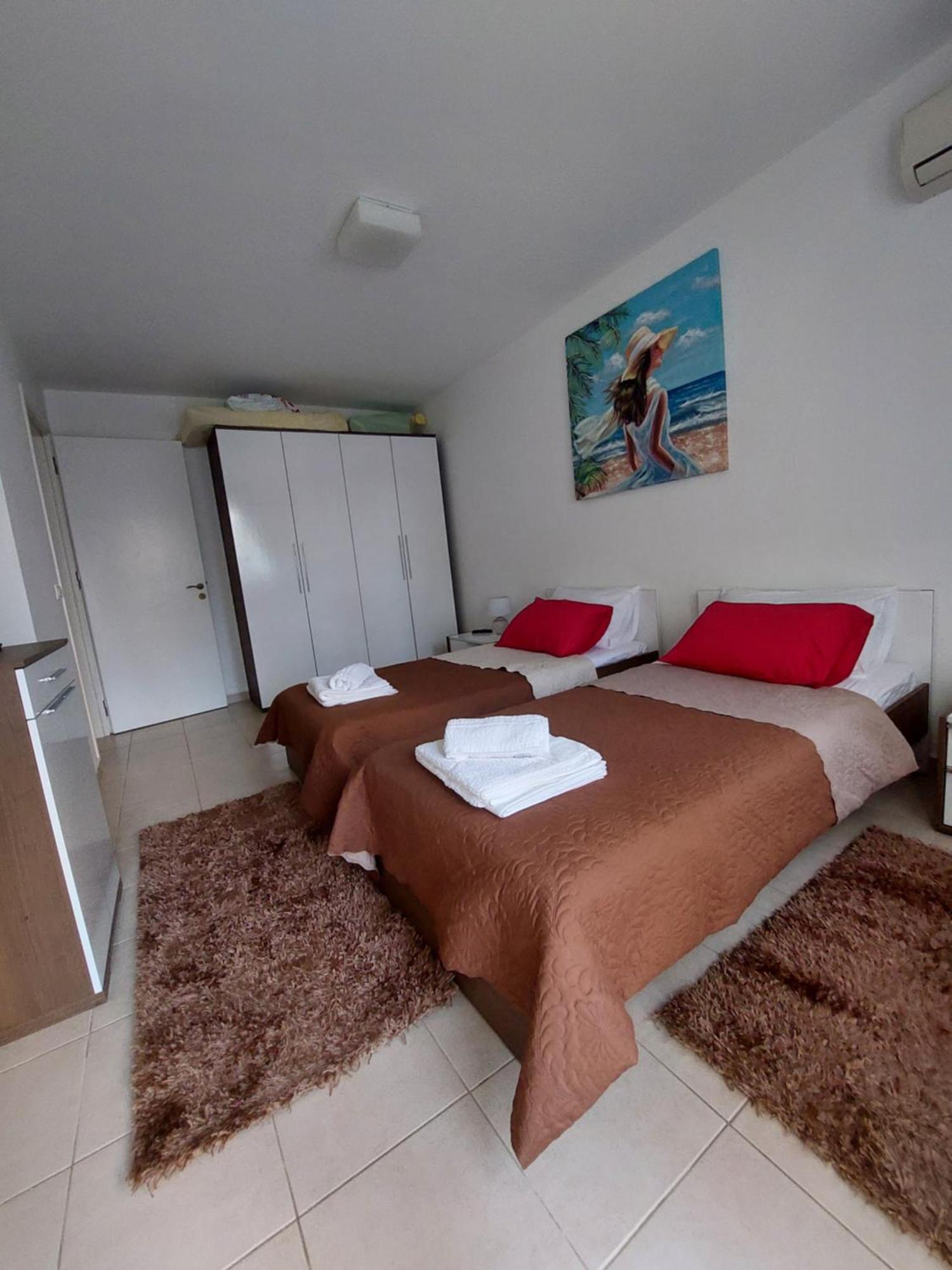 Infinity Night Holiday home