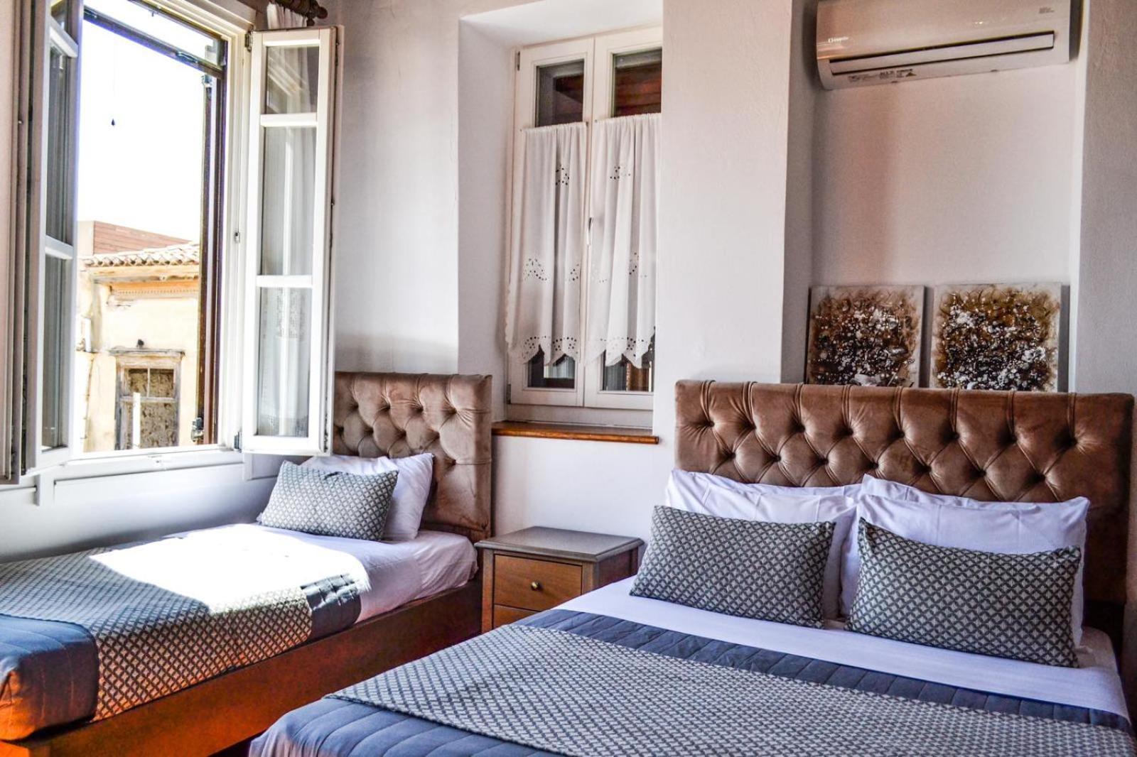 Bozzali Deluxe Chania (Crete)