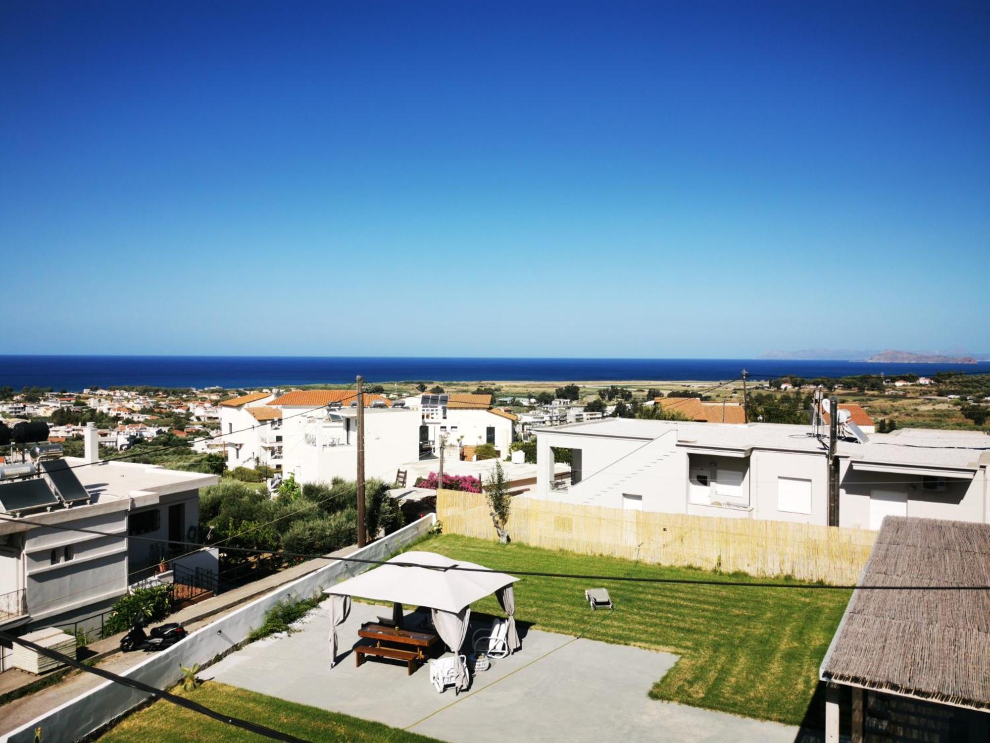 Scenic Seaview For Families & Groups * Chania (Crete)