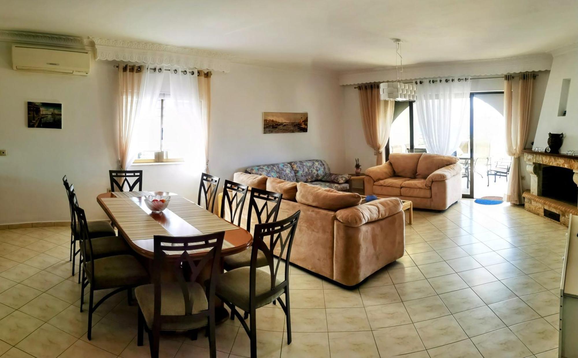 Scenic Seaview For Families & Groups Apartment *