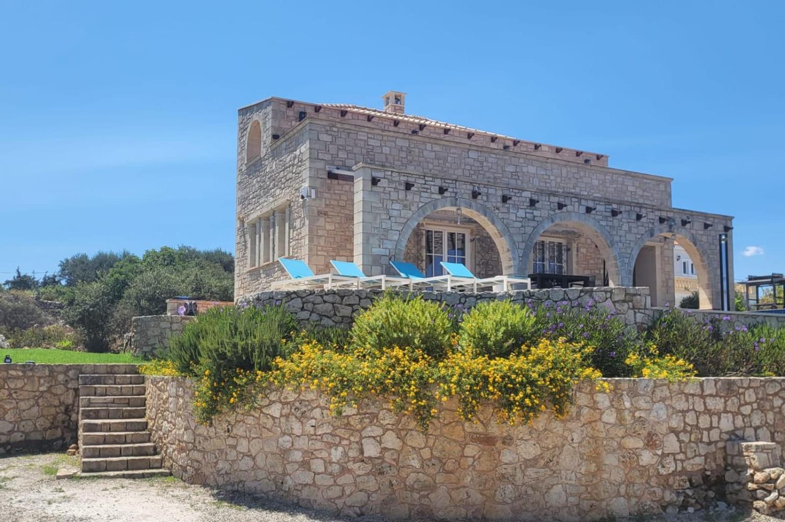 Pousada Noah's Ark Chrissi Akti Chania