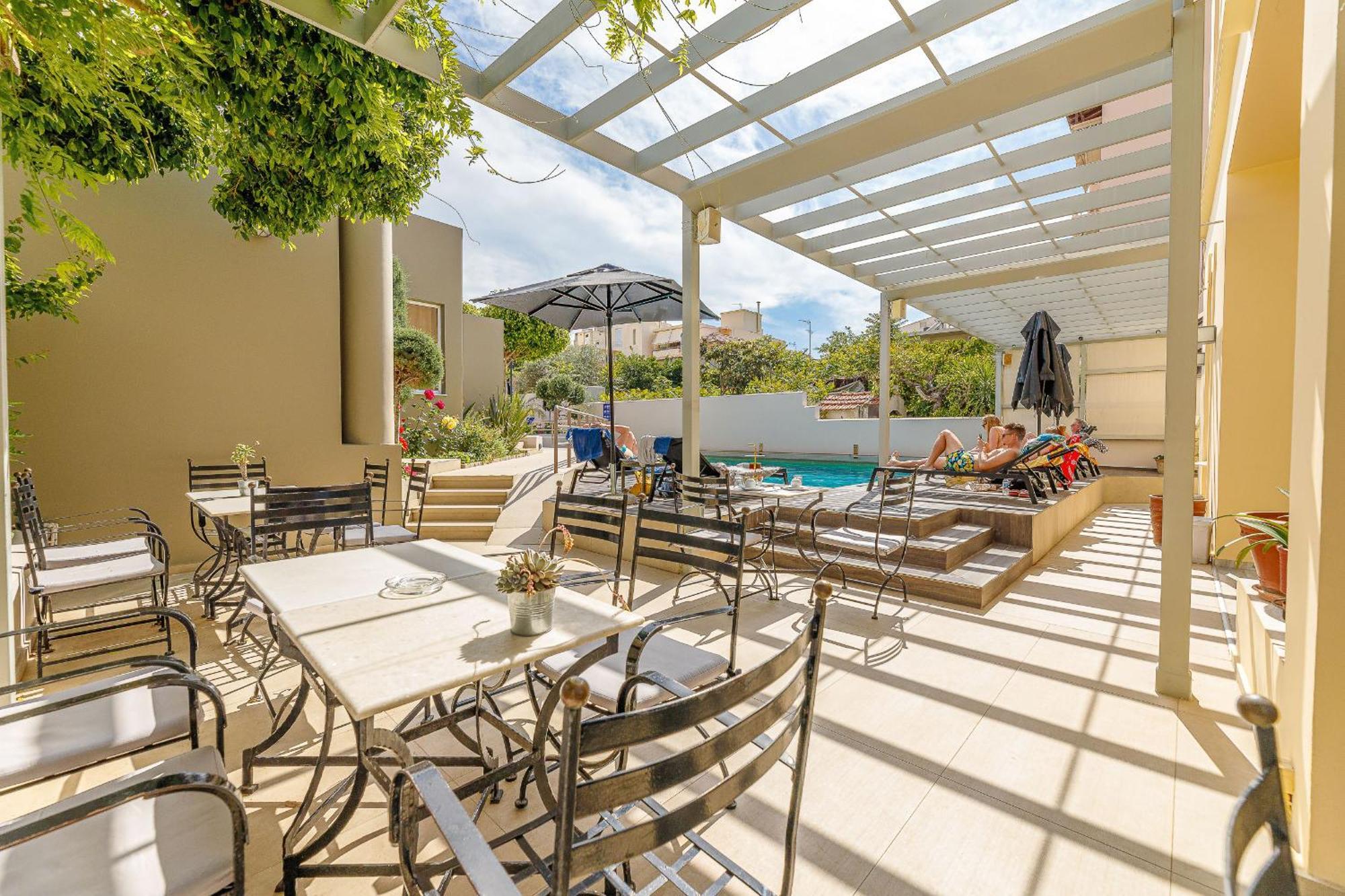 Aparthotel Creta Elena 2*