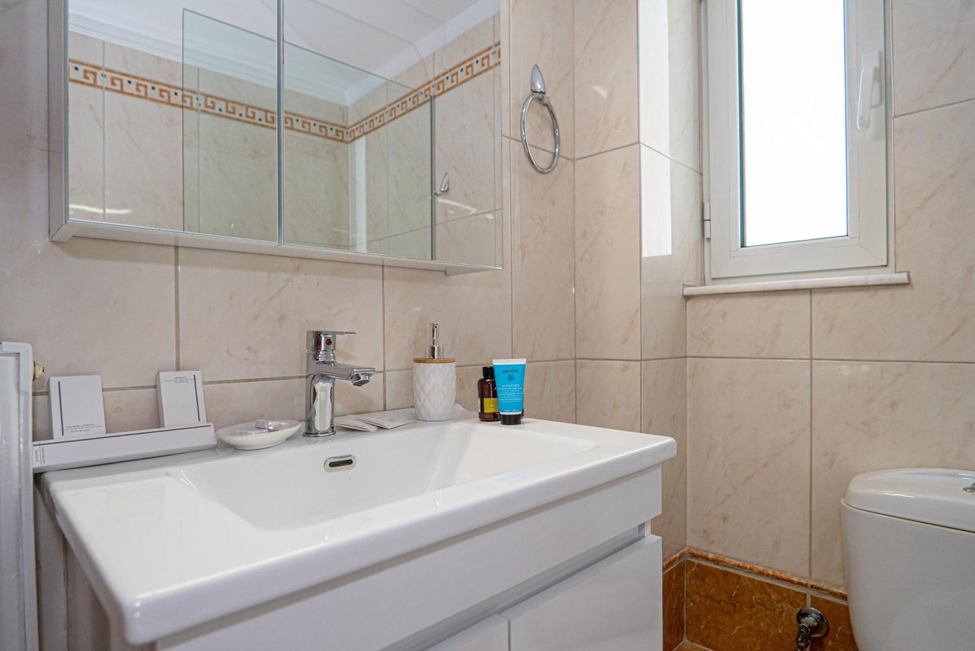 βella's Apartment, Chania *
