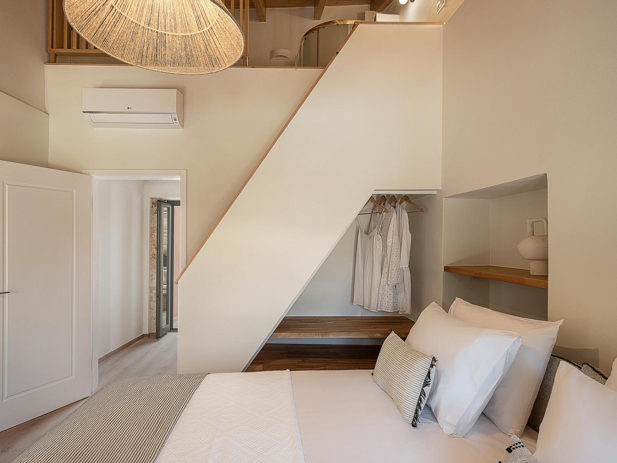 Theros Holiday home