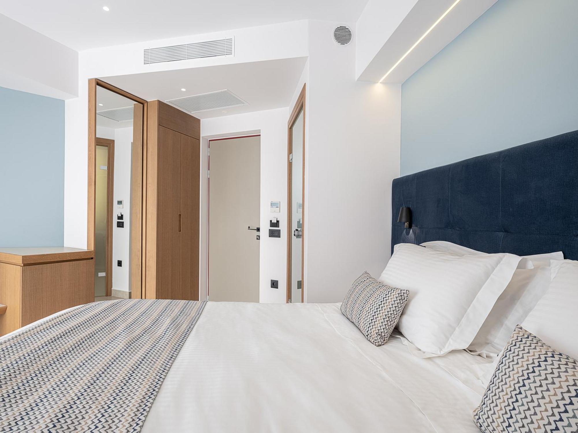 Hotel M 3*