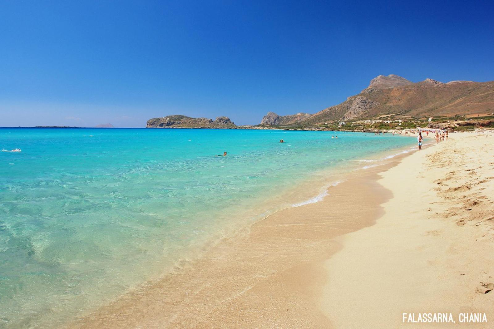Epavlis Akrotiri * Chrissi Akti Chania