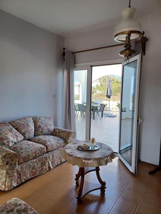 Villa Casa Dastele Remarkable Seaview 5' From The Sea