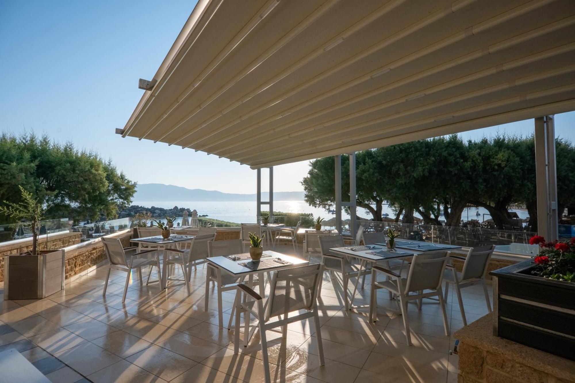 Molos Bay Hotel