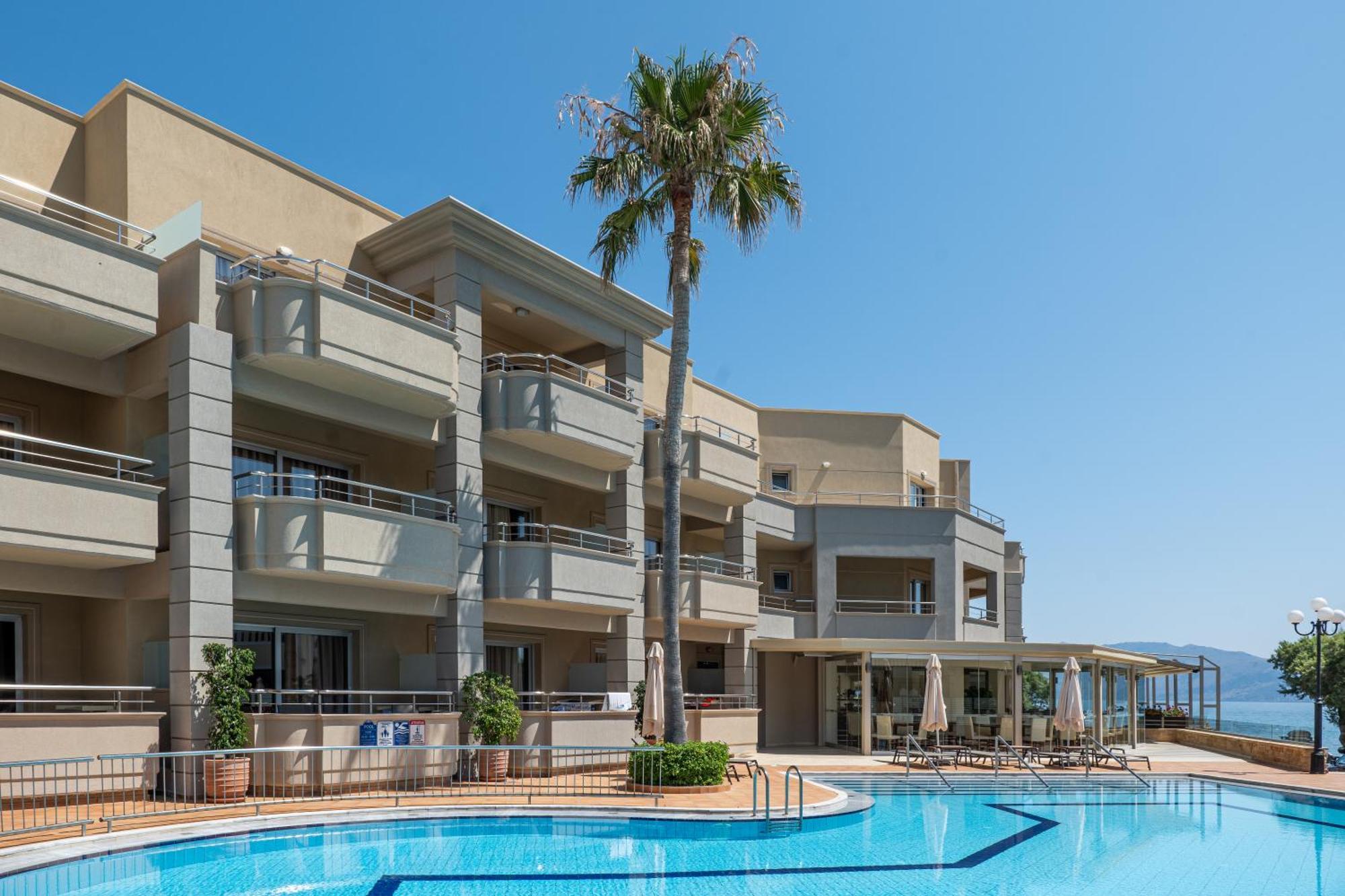 Molos Bay Hotel
