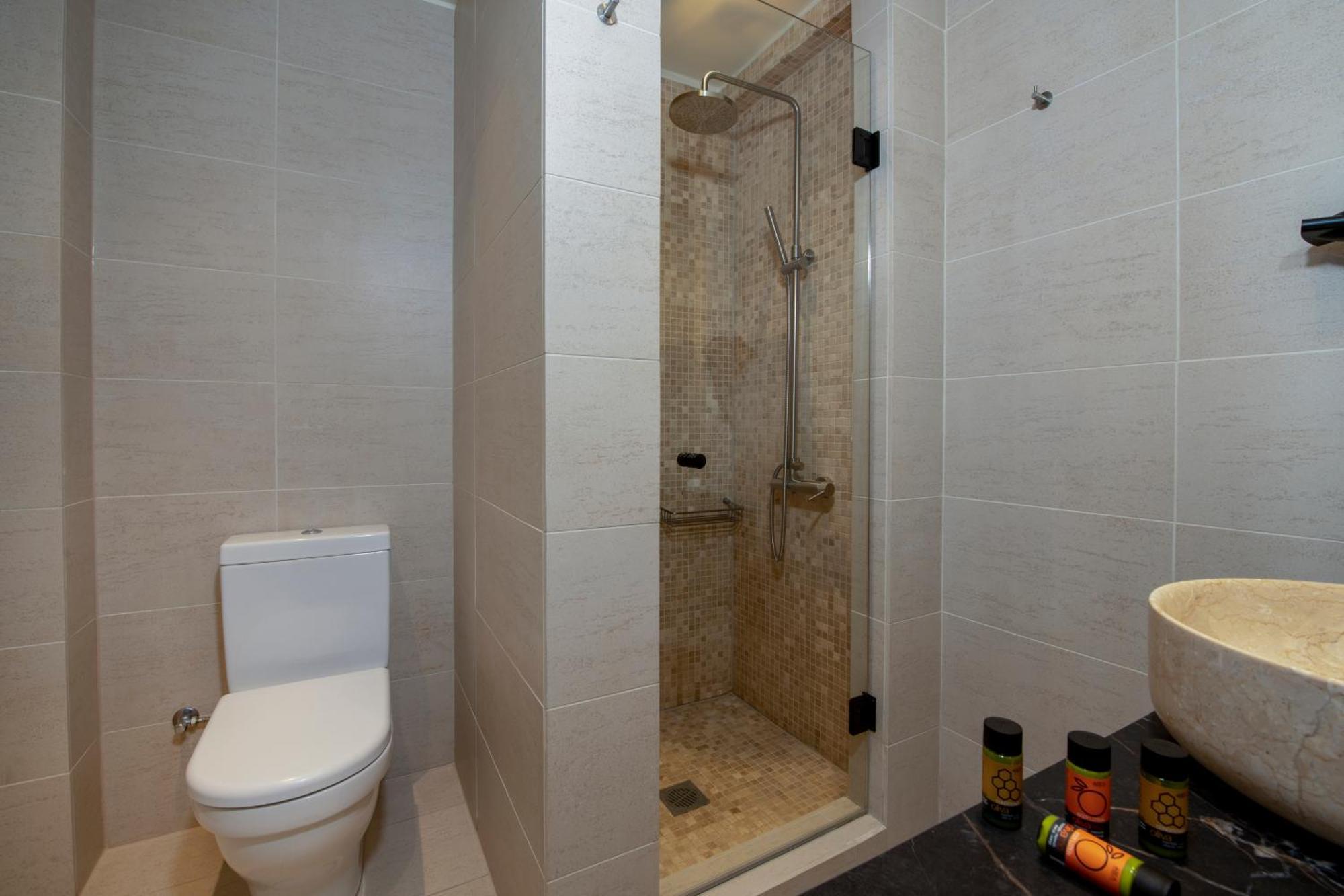 Mosaic Venetian Harbour Hotel *