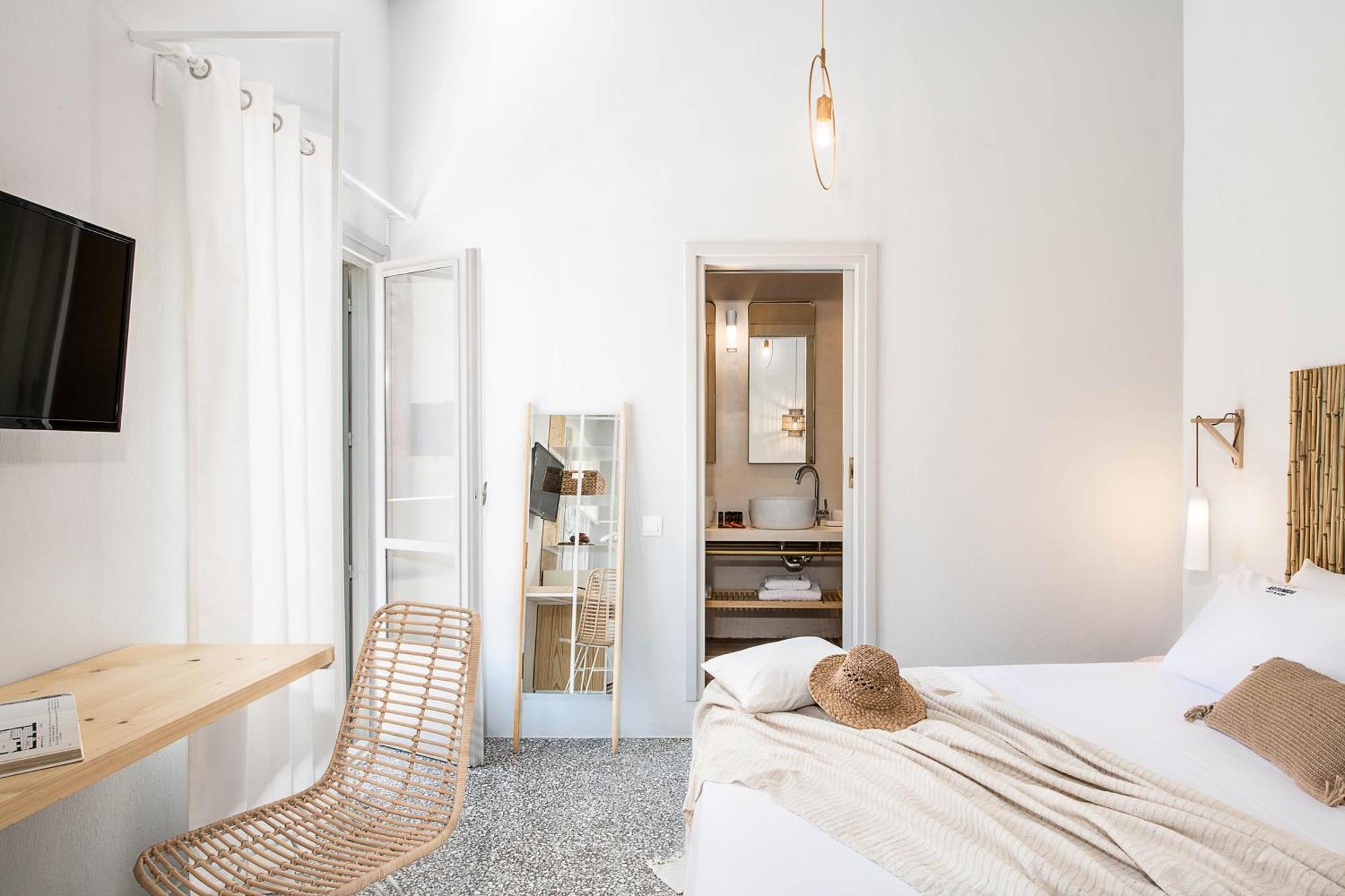 Artemide Places-splantzia Square Apartment