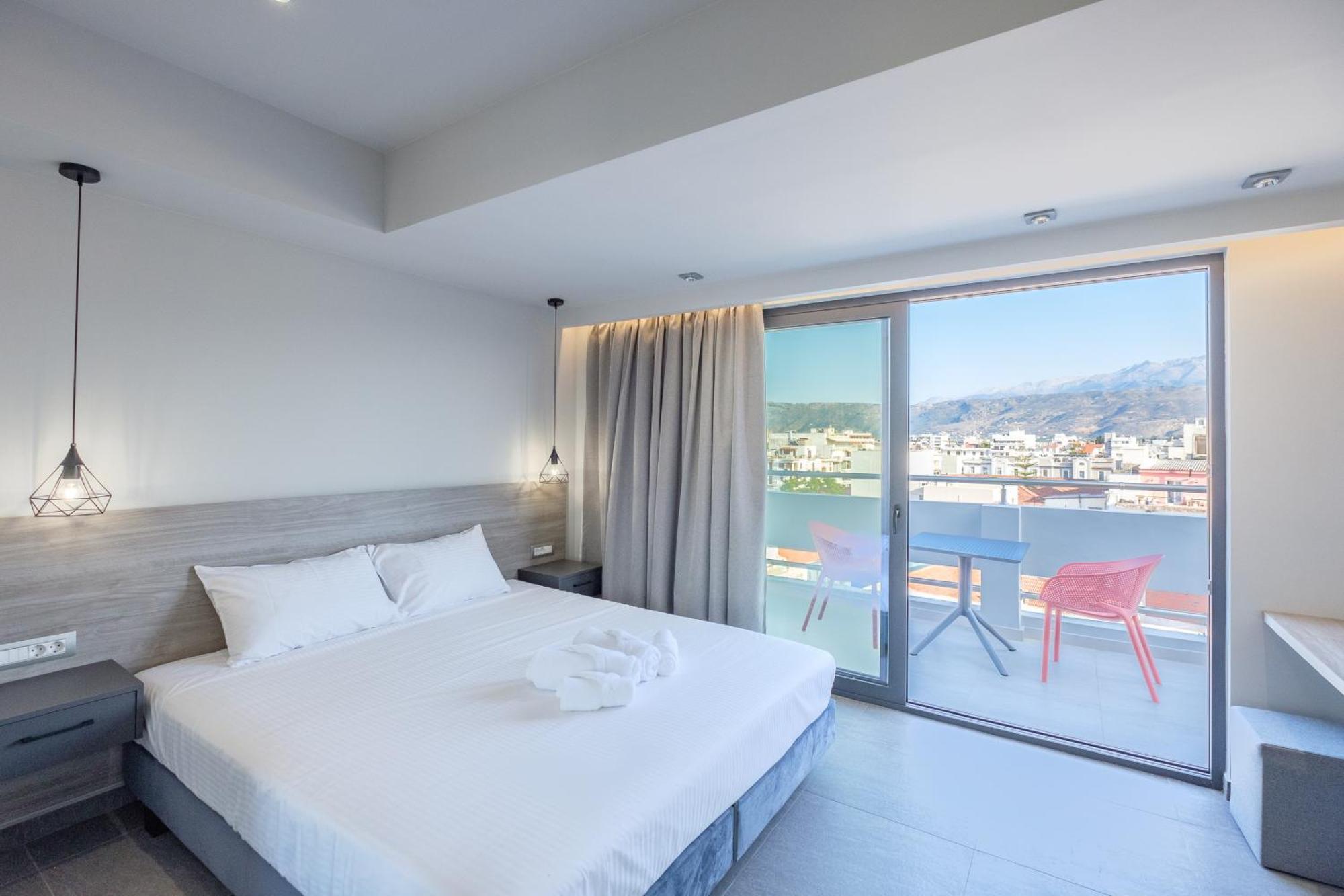 Sky-high 70sqm Penthouse W. Stunning Views - 05 Apartment