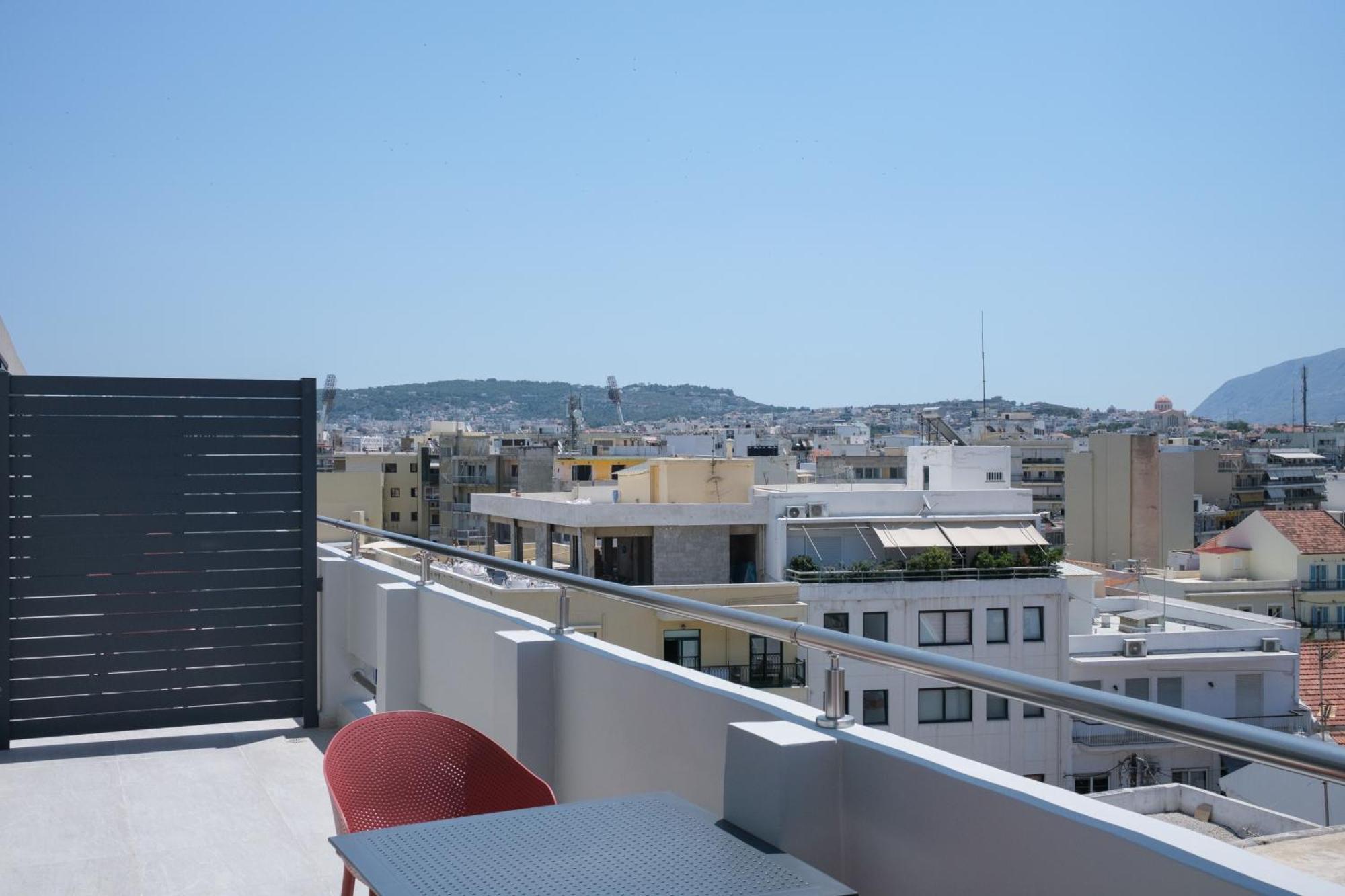 Sky-high Penthouse W. Stunning Views - 02 Apartment Chania (Crete)