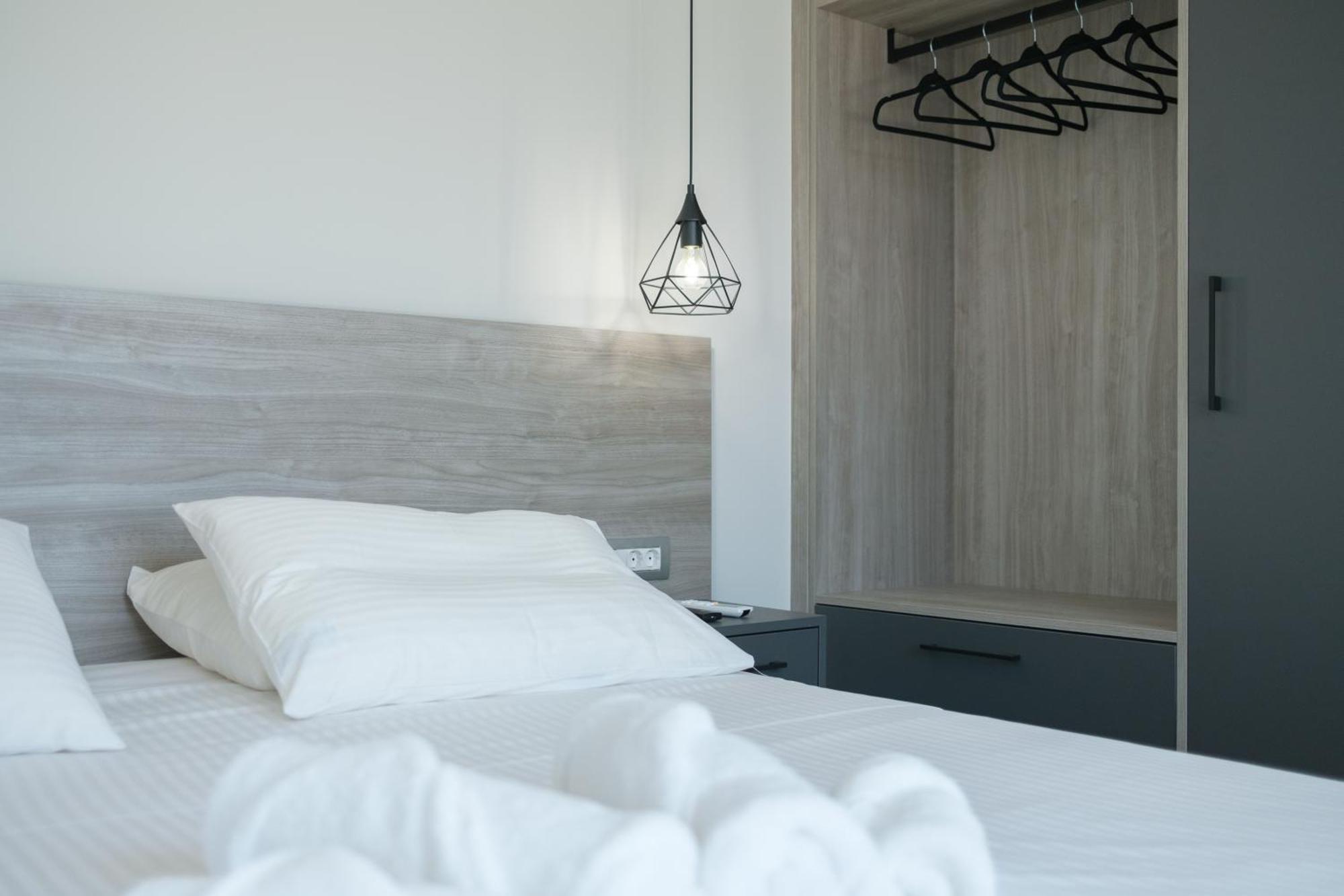Sky-high Penthouse W. Stunning Views - 02 Chania (Crete)