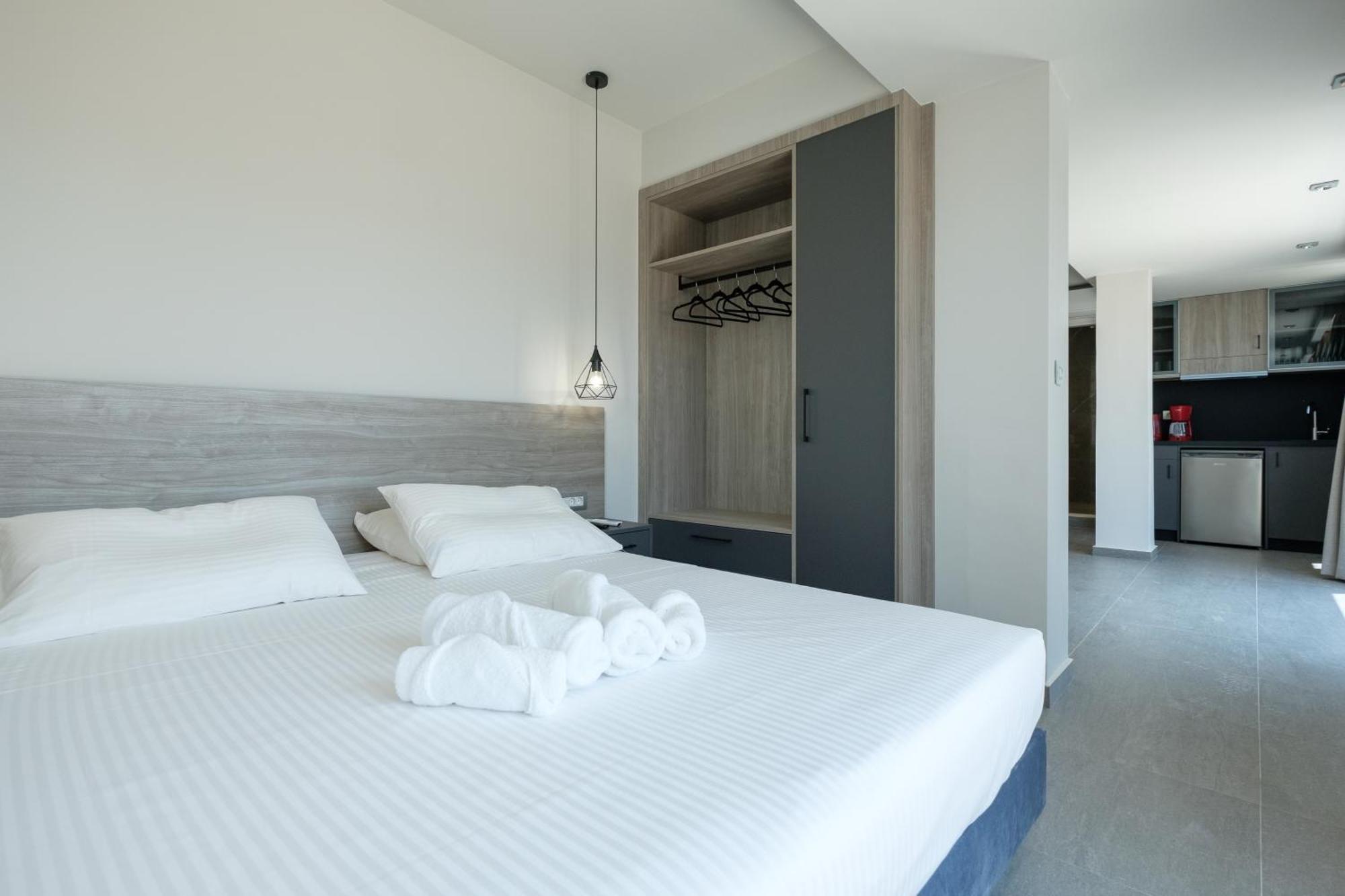 Sky-high Penthouse W. Stunning Views - 02 *