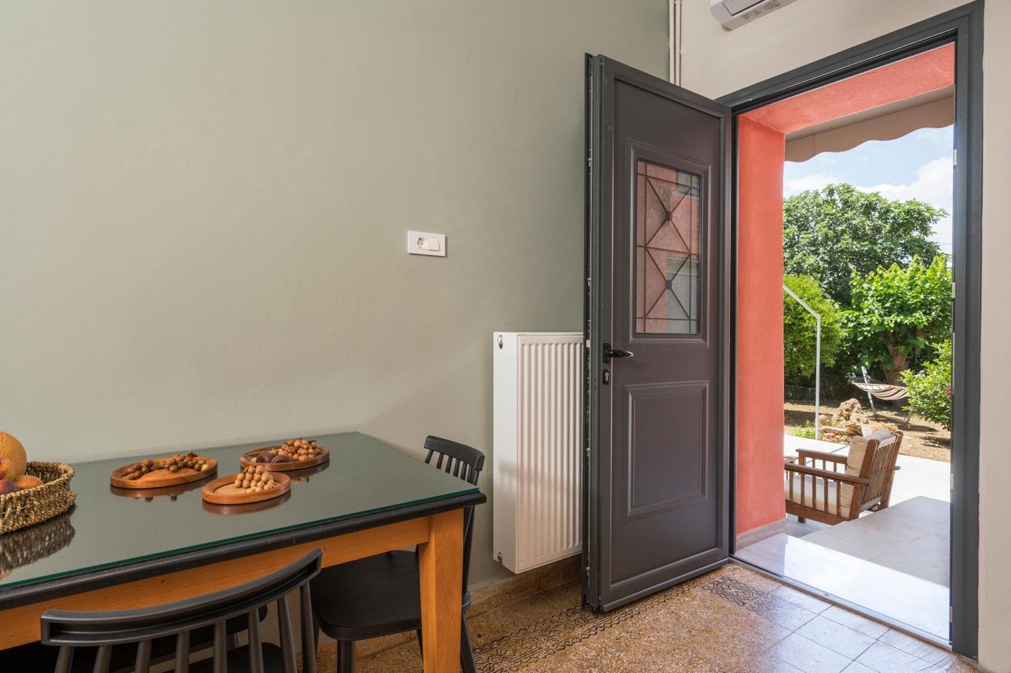 Isabella's Hidden Gem House Holiday home *