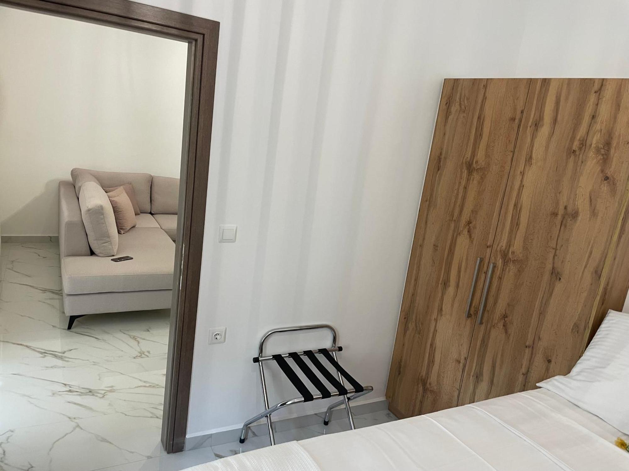 Sk Luxury Apartment