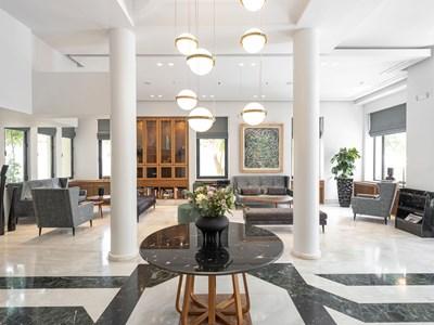 Avra Boutique 4*