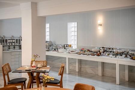 Hotel Avra Boutique 4*