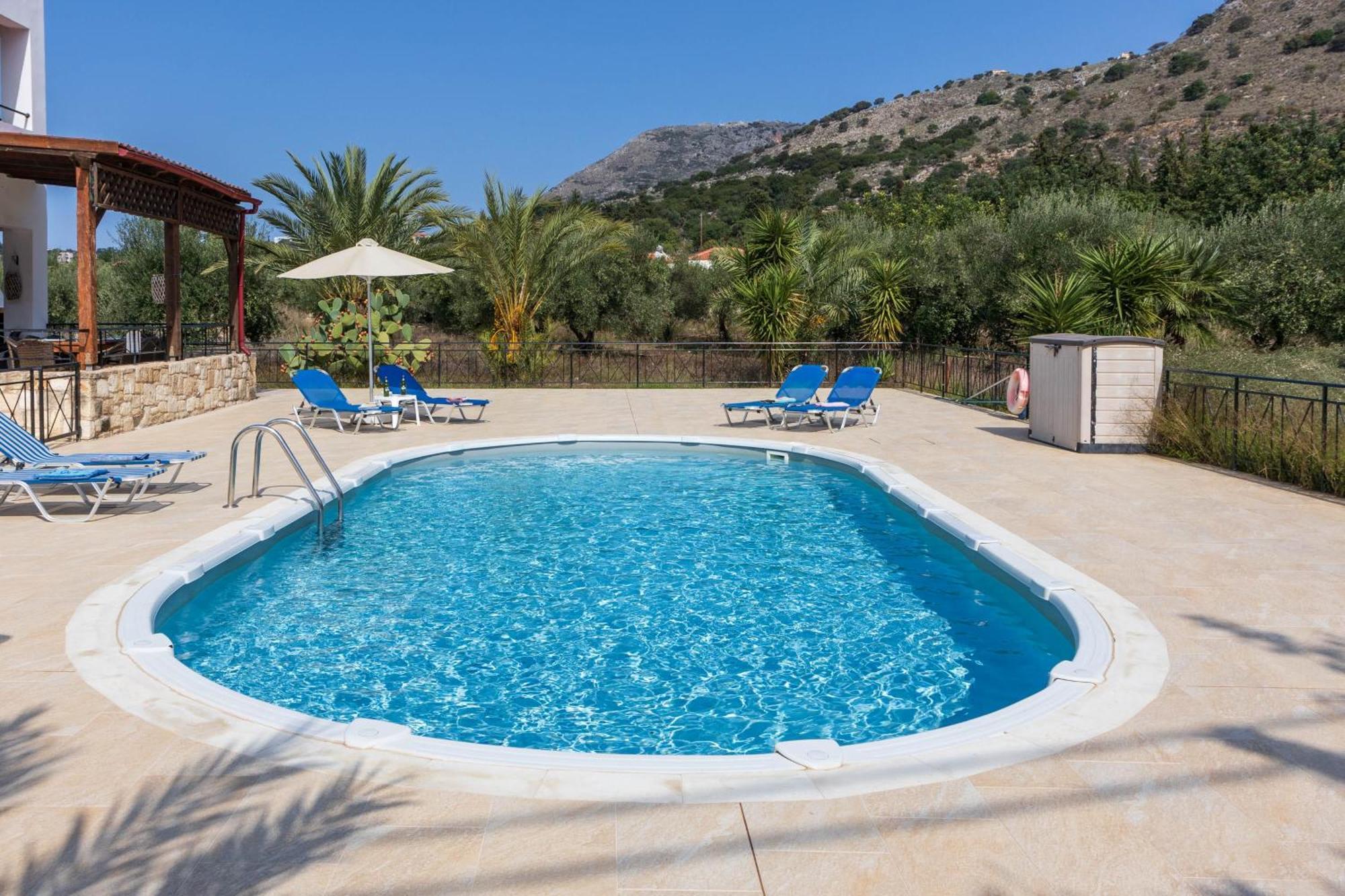 Pousada Asteria Not Overlooked, 3 Min Drive To Chrissi Akti Chania