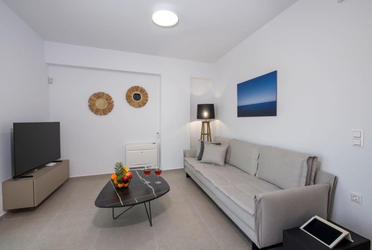 A Heaven View Park Hideaway - Chania Nest Apartment *