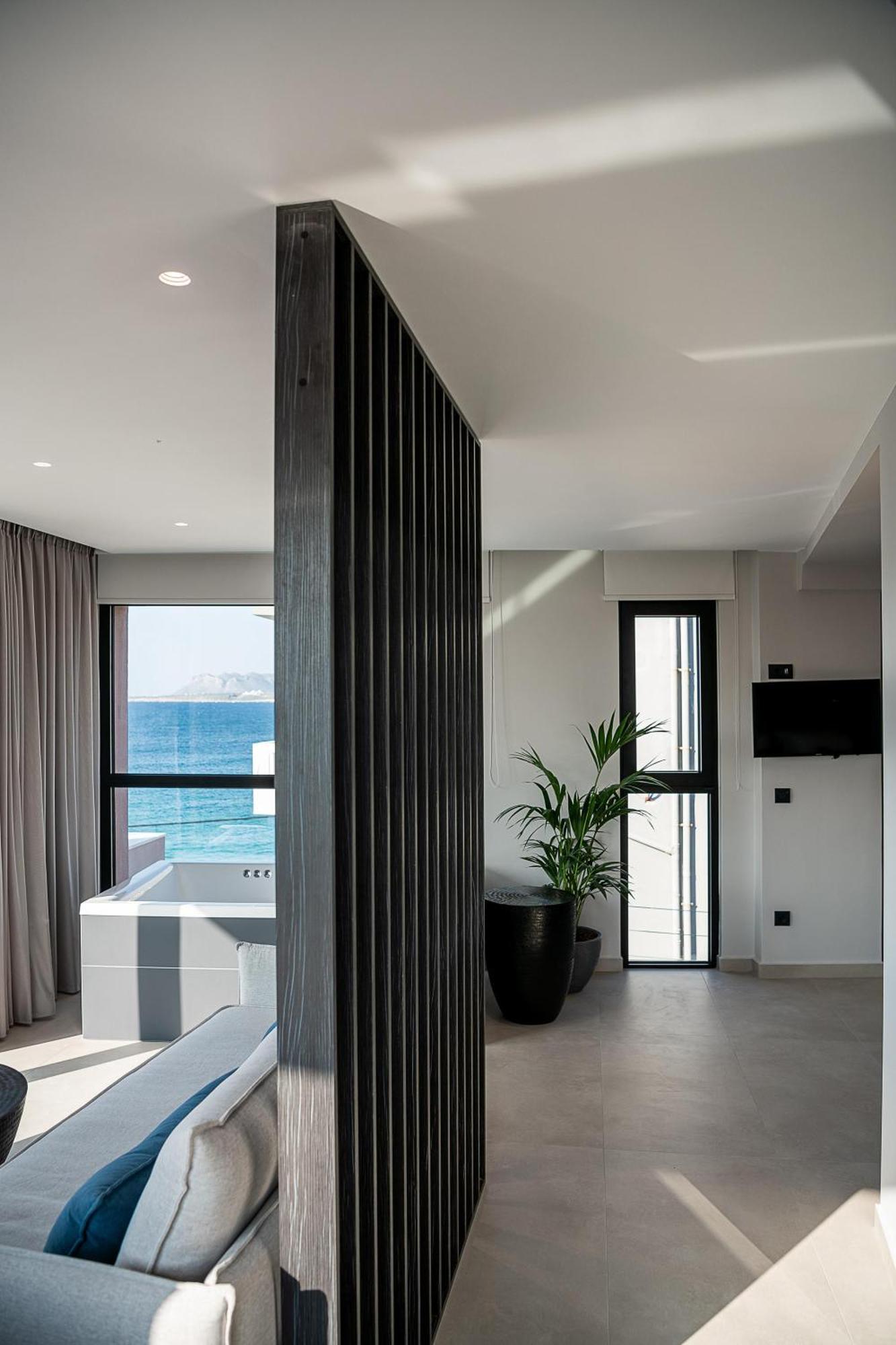 Theta Boutique Chania (Crete)
