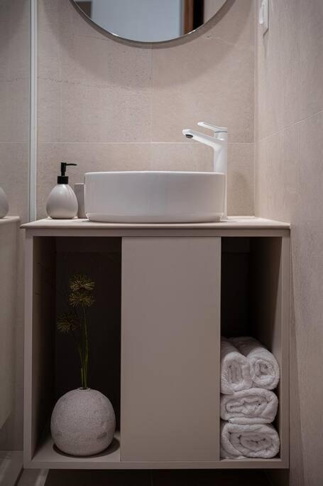 Aura Urban Living In The Heart Of Chania Apartment *