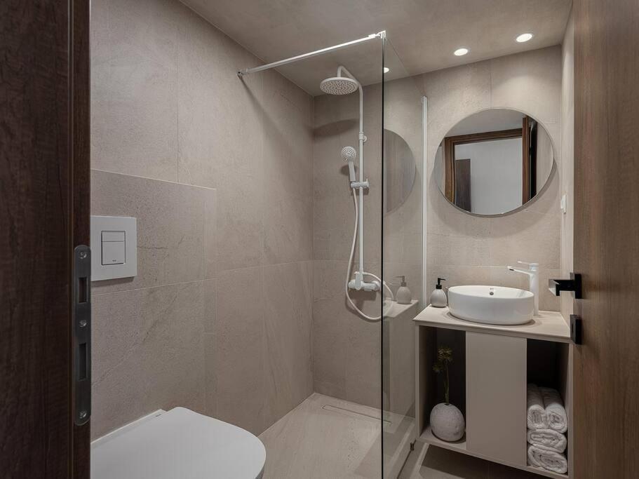 Apartment Aura Urban Living In The Heart Of Chania