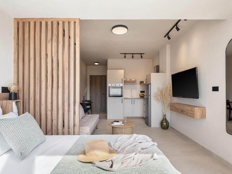 Aura Urban Living In The Heart Of Chania Apartment