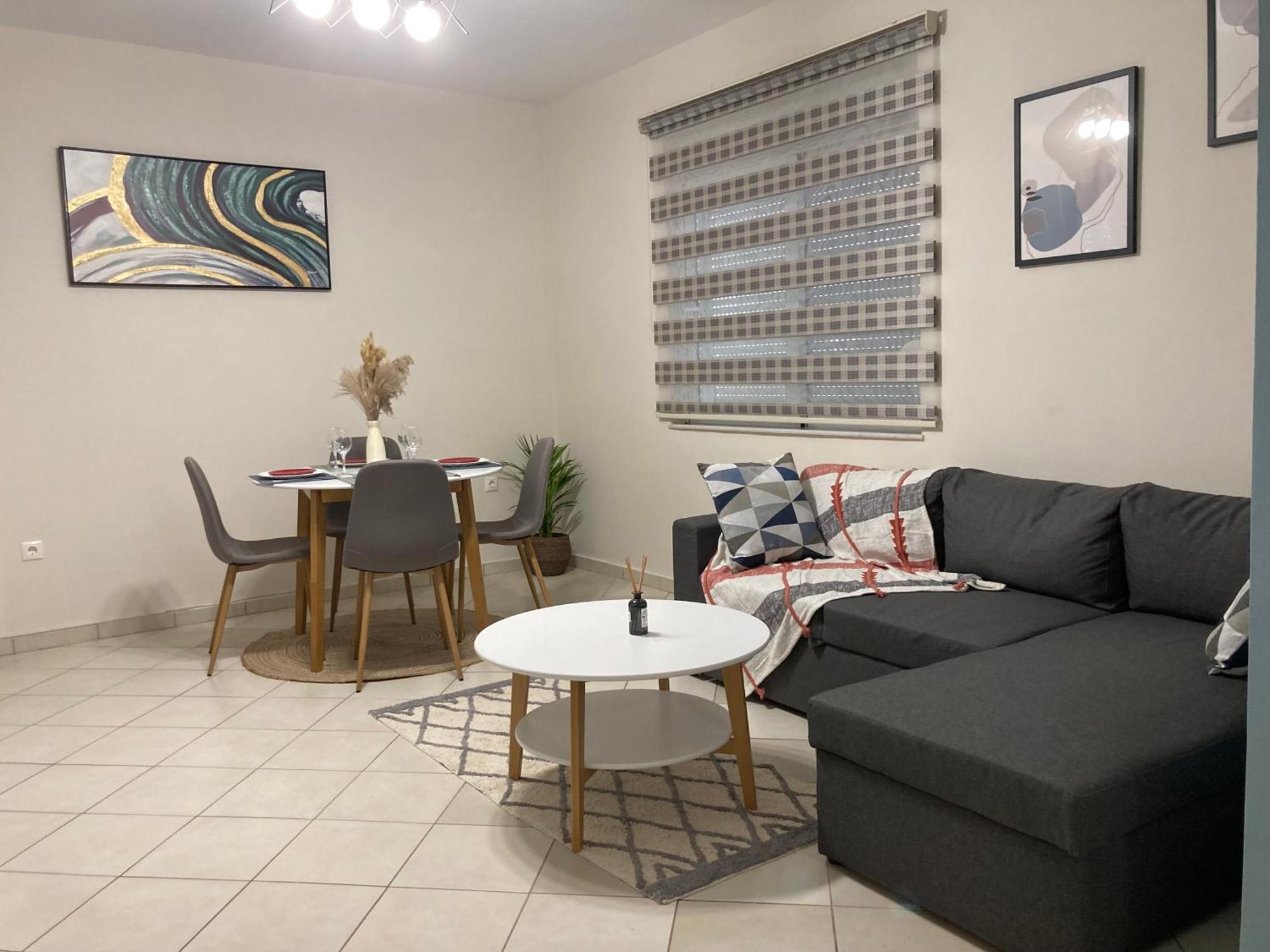 Stephanie's Place - Charming With Sea View *