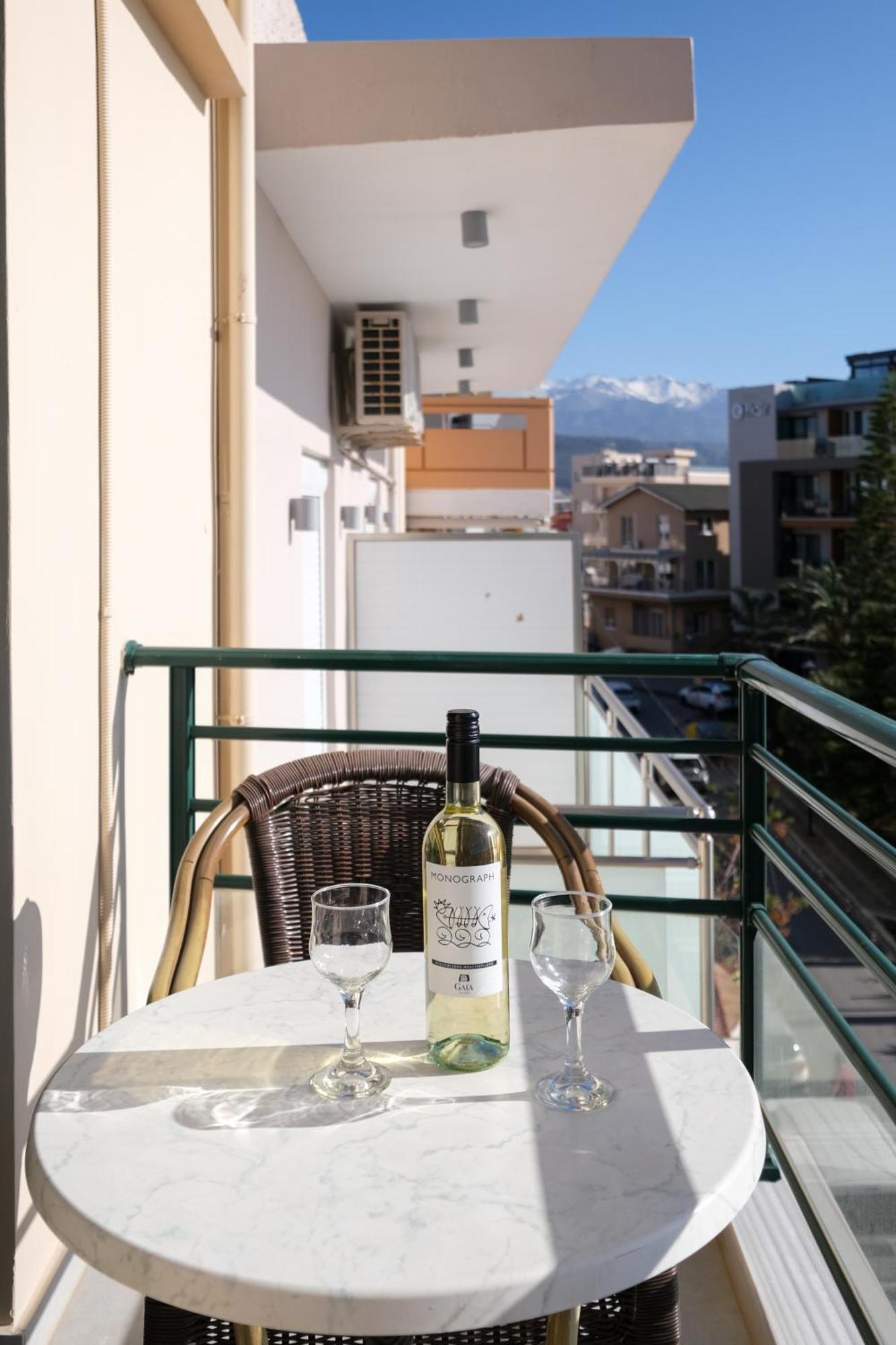 Aparthotel Arocaria 3*