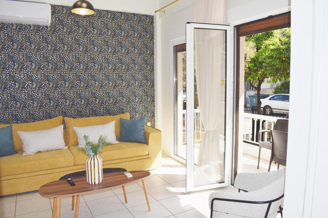 Apartment Nama -central Vacation With Free Parking Only 900m Far From Venetian Port And Beach! Chania (Crete)