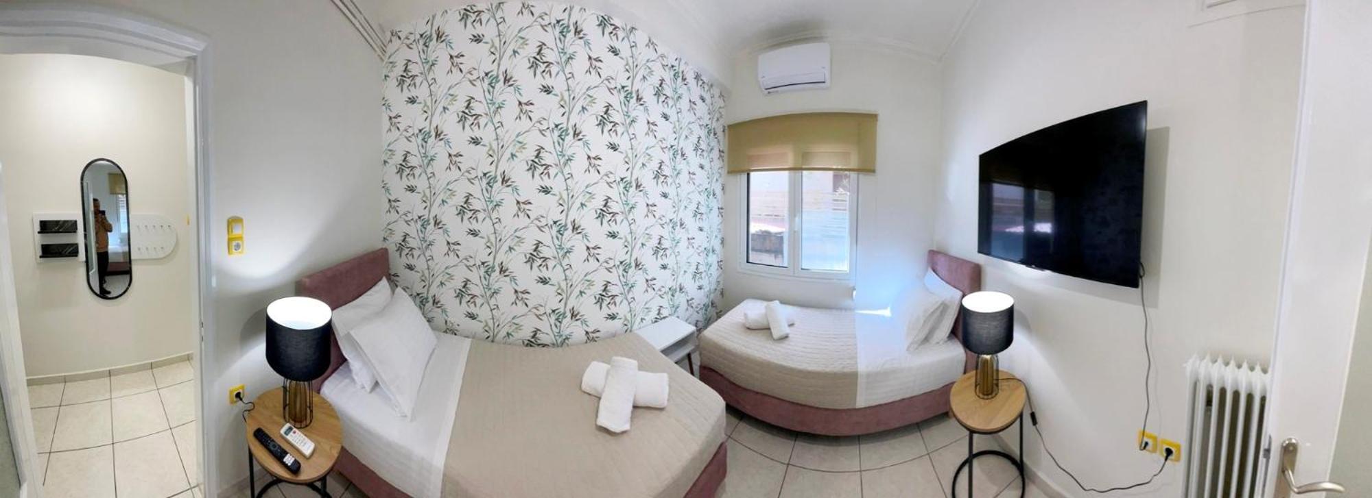 Nama -central Vacation With Free Parking Only 900m Far From Venetian Port And Beach!