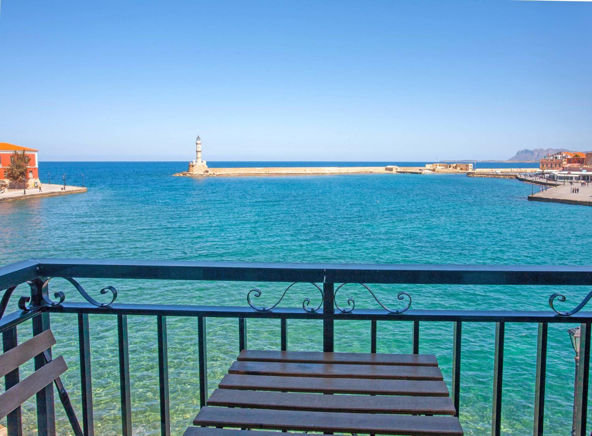 Lucia Chrissi Akti Chania