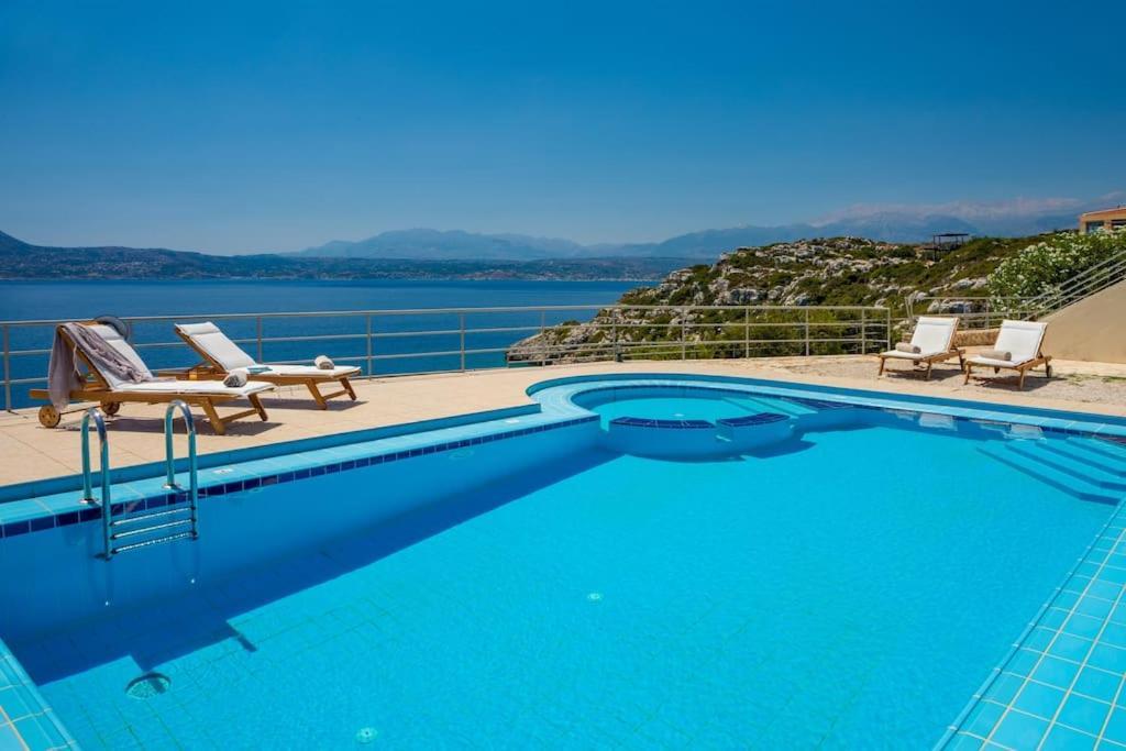 Seawave I, By Hellocrete Villa Chania (Crete)