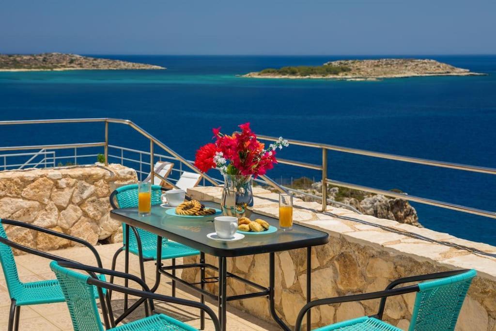 Seawave I, By Hellocrete * Chania (Crete)