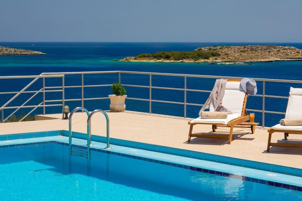 Villa Seawave I, By Hellocrete