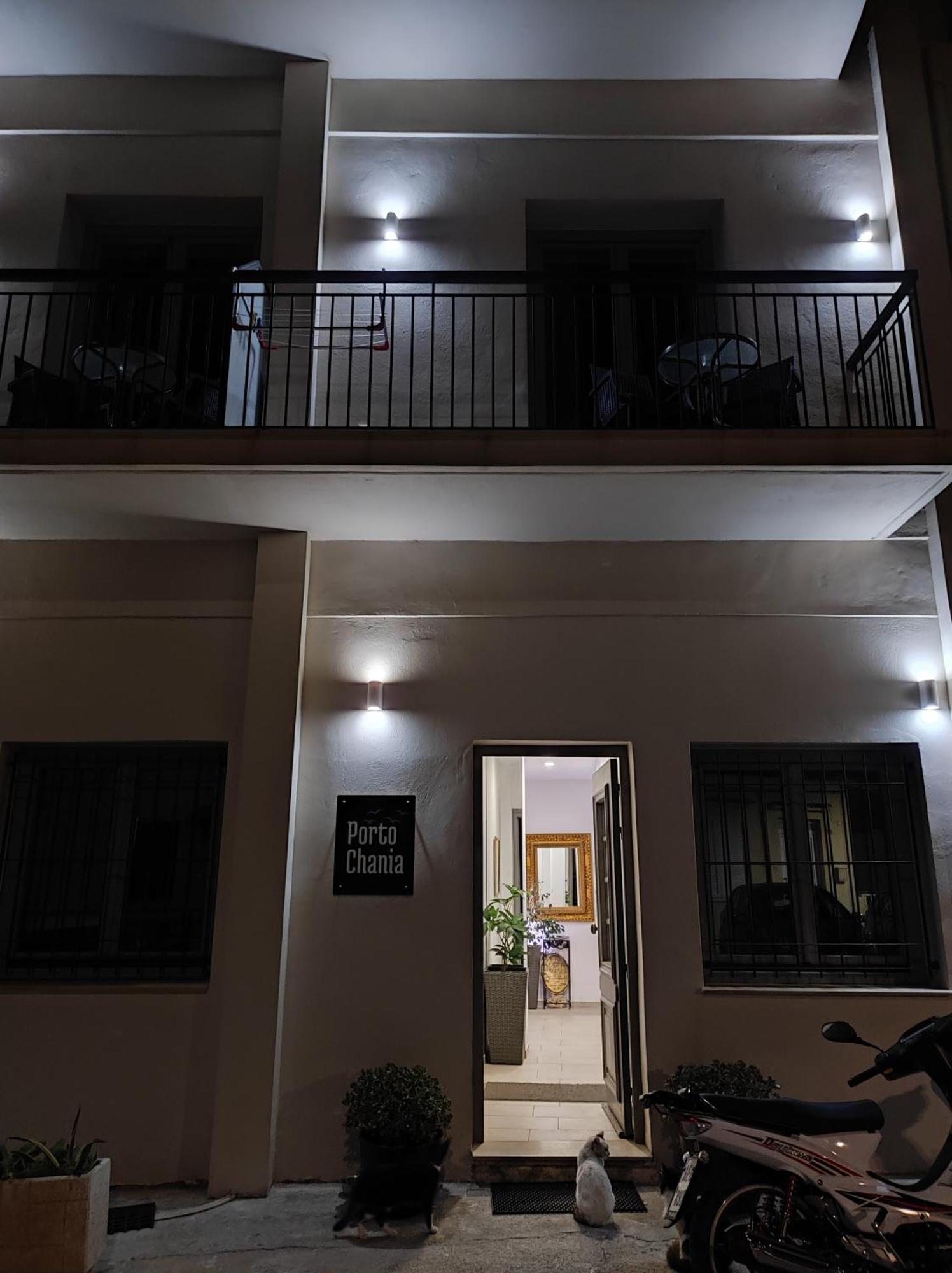 Porto Chania Guest house 3*