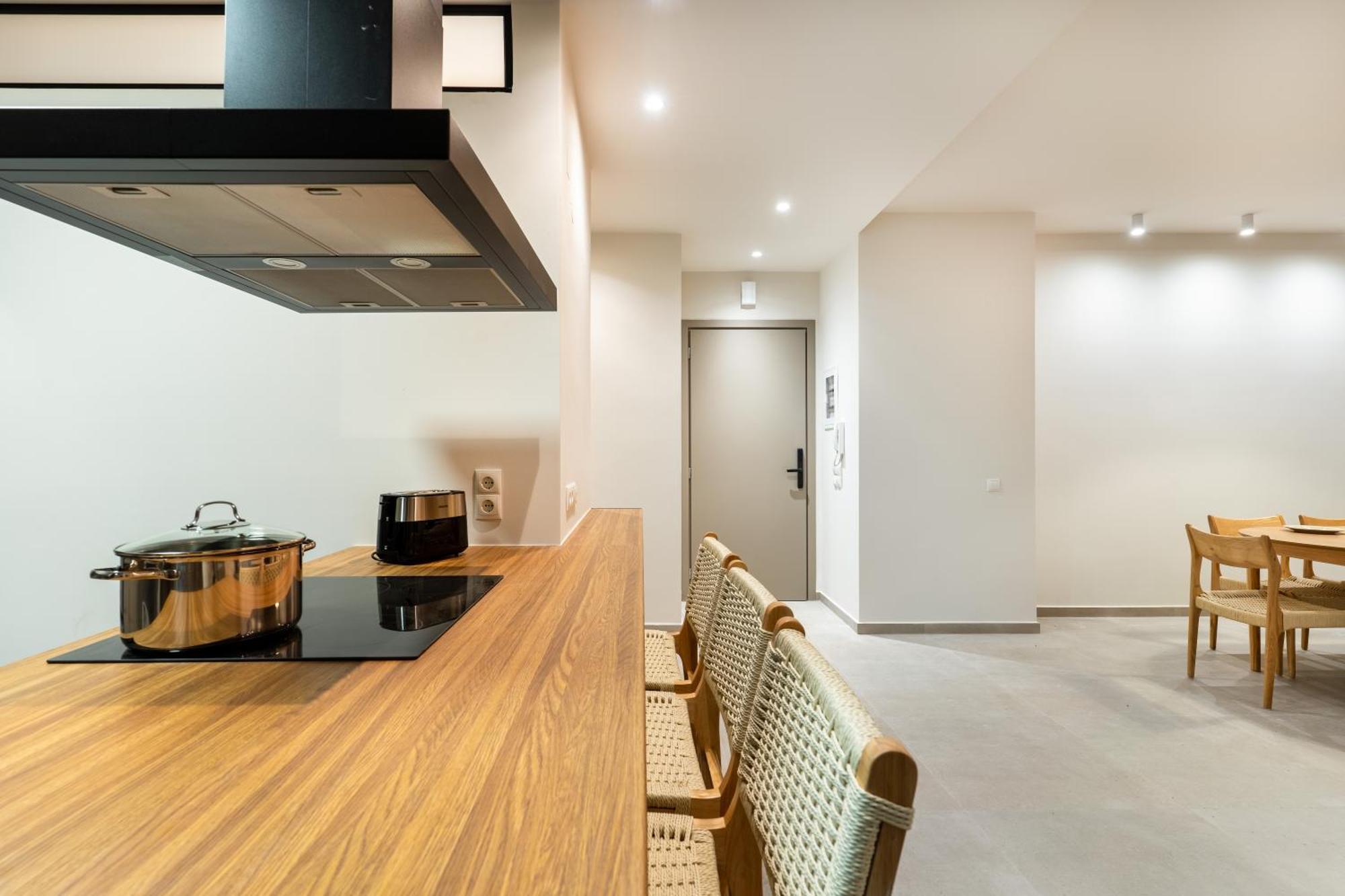 Dreta Apartment *