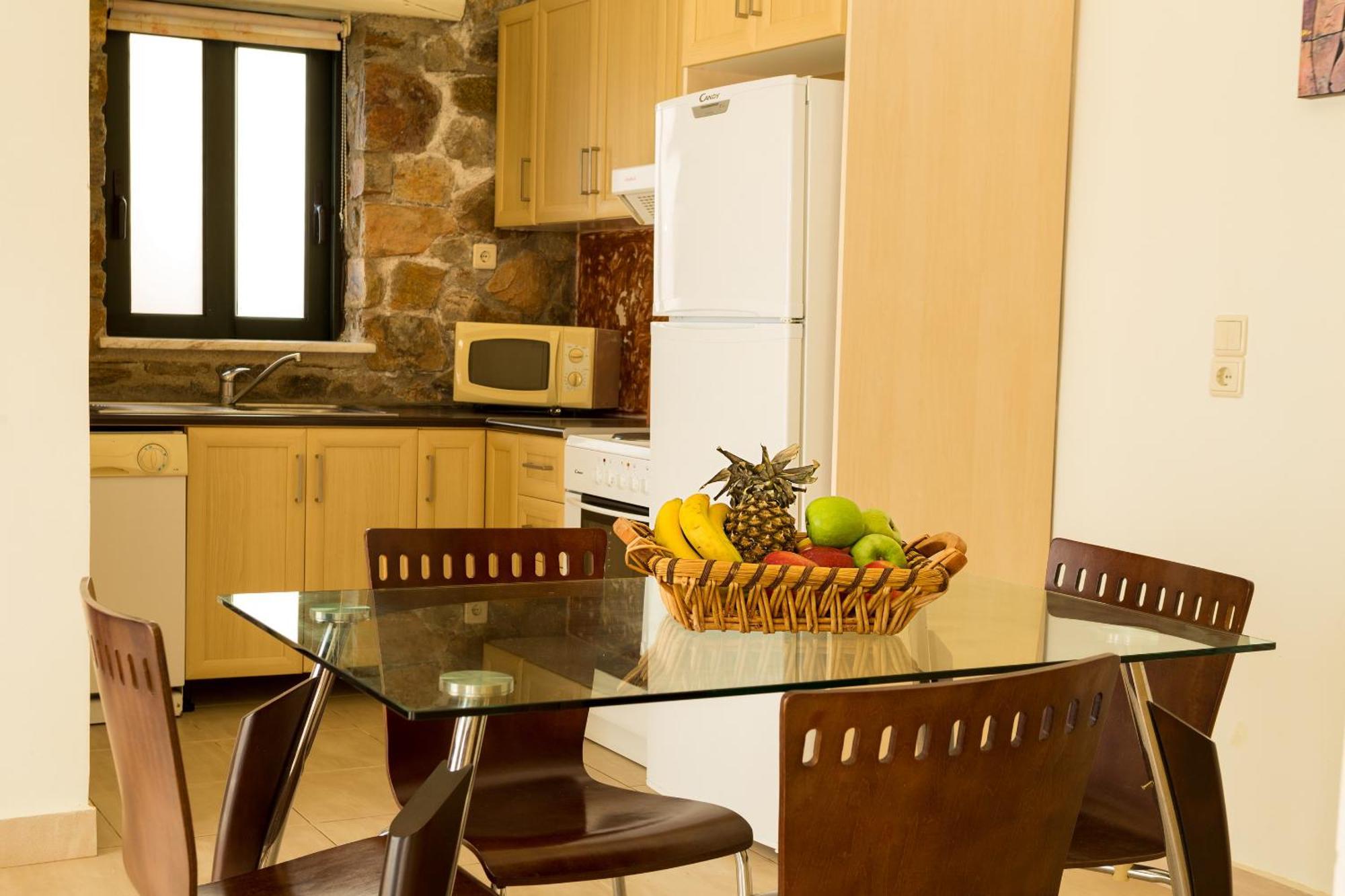 Seaview Amphitriti With Private Pool, 20 Min From Elafonissi