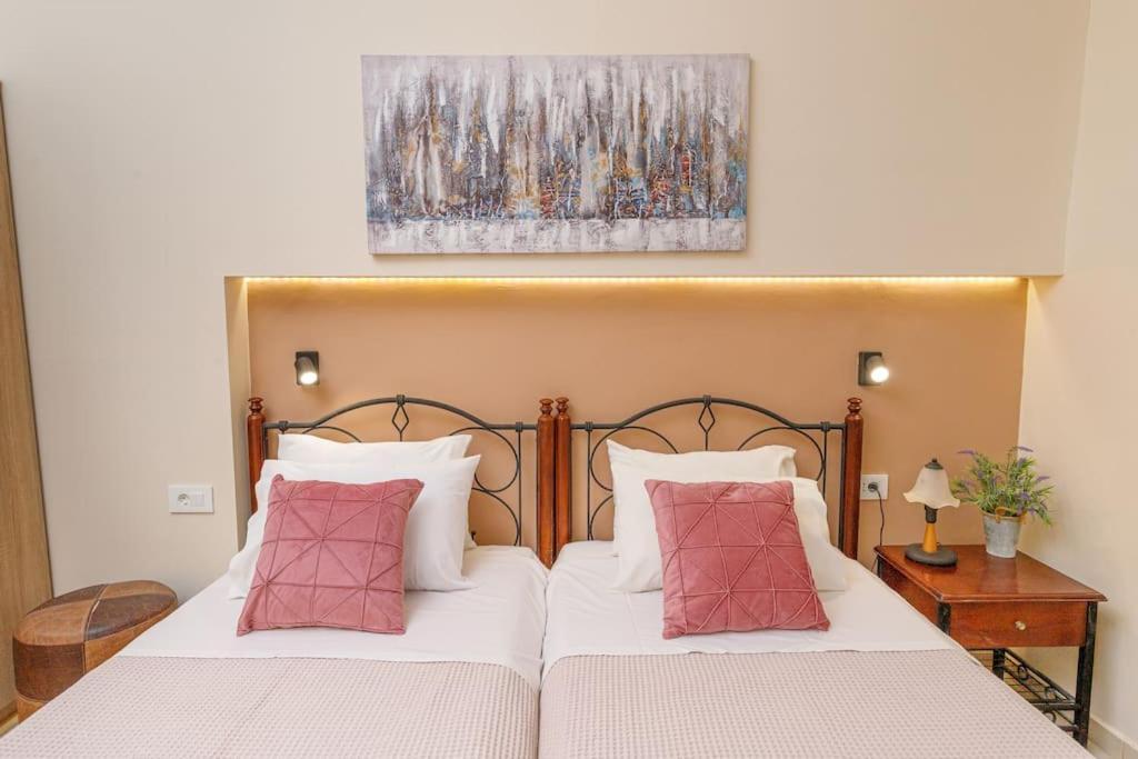 Tziapartment In Downtown Chania Appartement